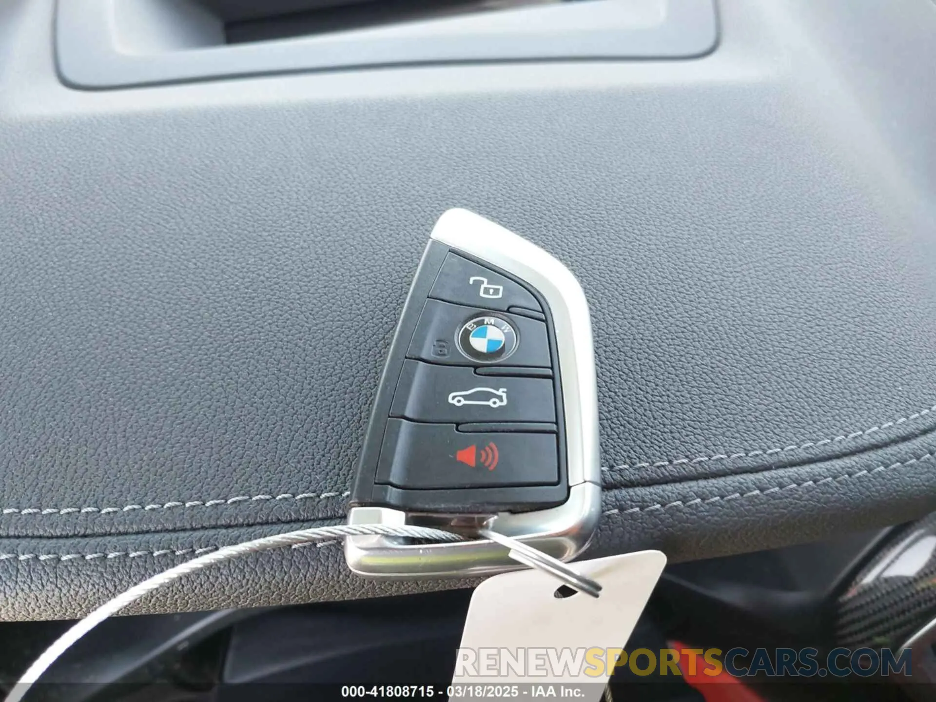 11 fotografías del automóvil dañado 5YM13EC03N9L12134 BMW X3 M 2022