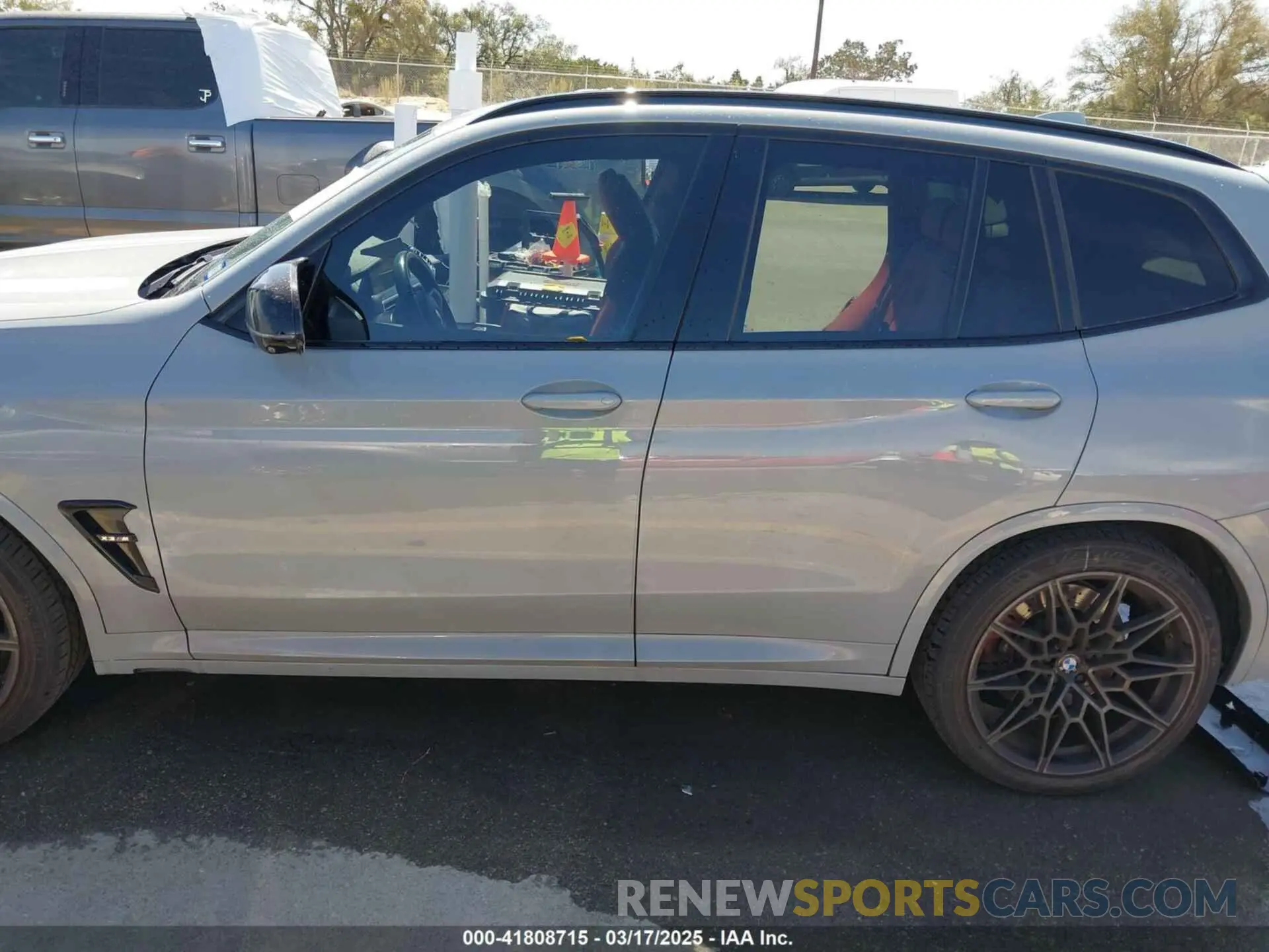 15 fotografías del automóvil dañado 5YM13EC03N9L12134 BMW X3 M 2022