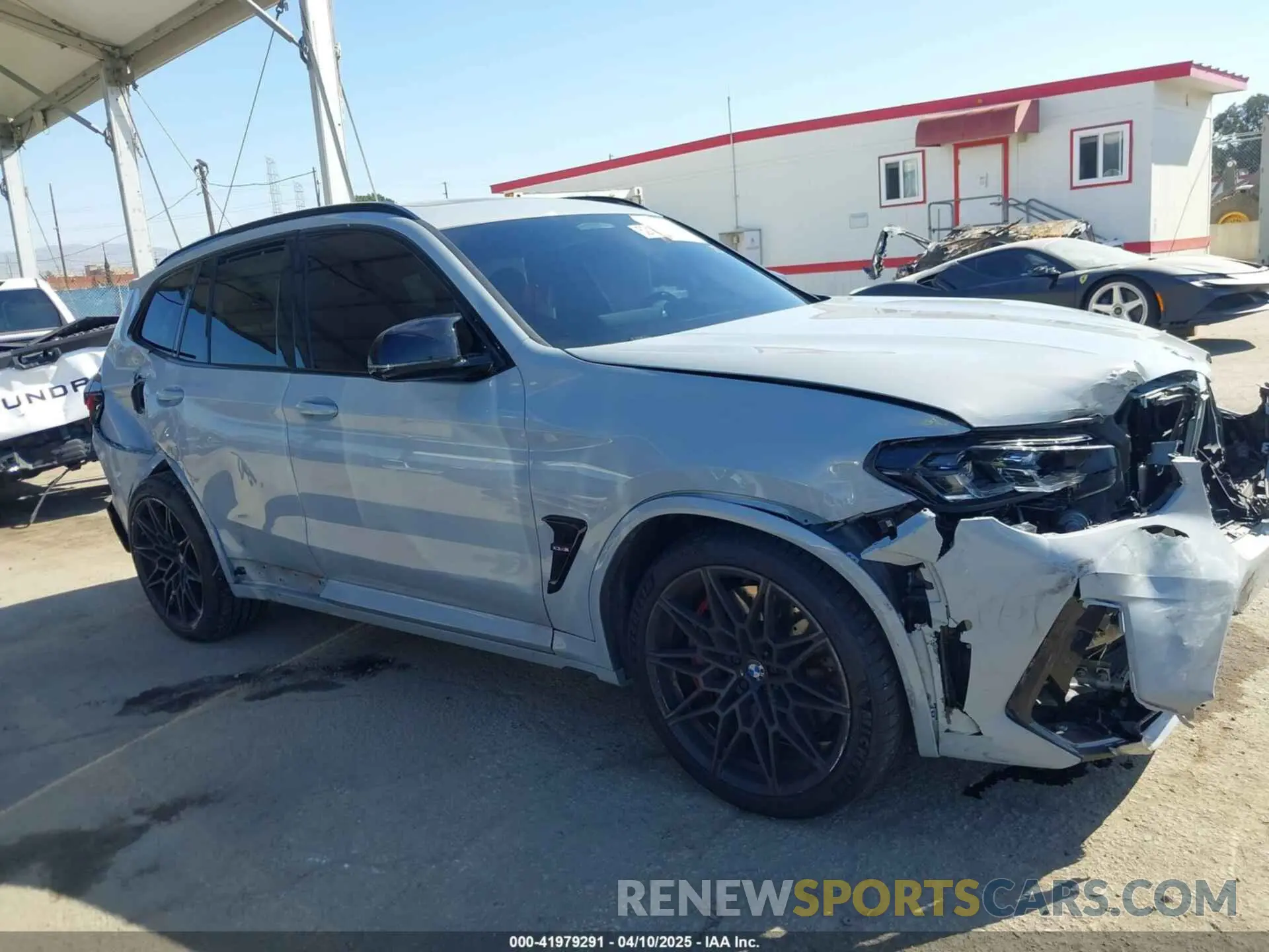 14 fotografías del automóvil dañado 5YM13EC07N9L49512 BMW X3 M 2022
