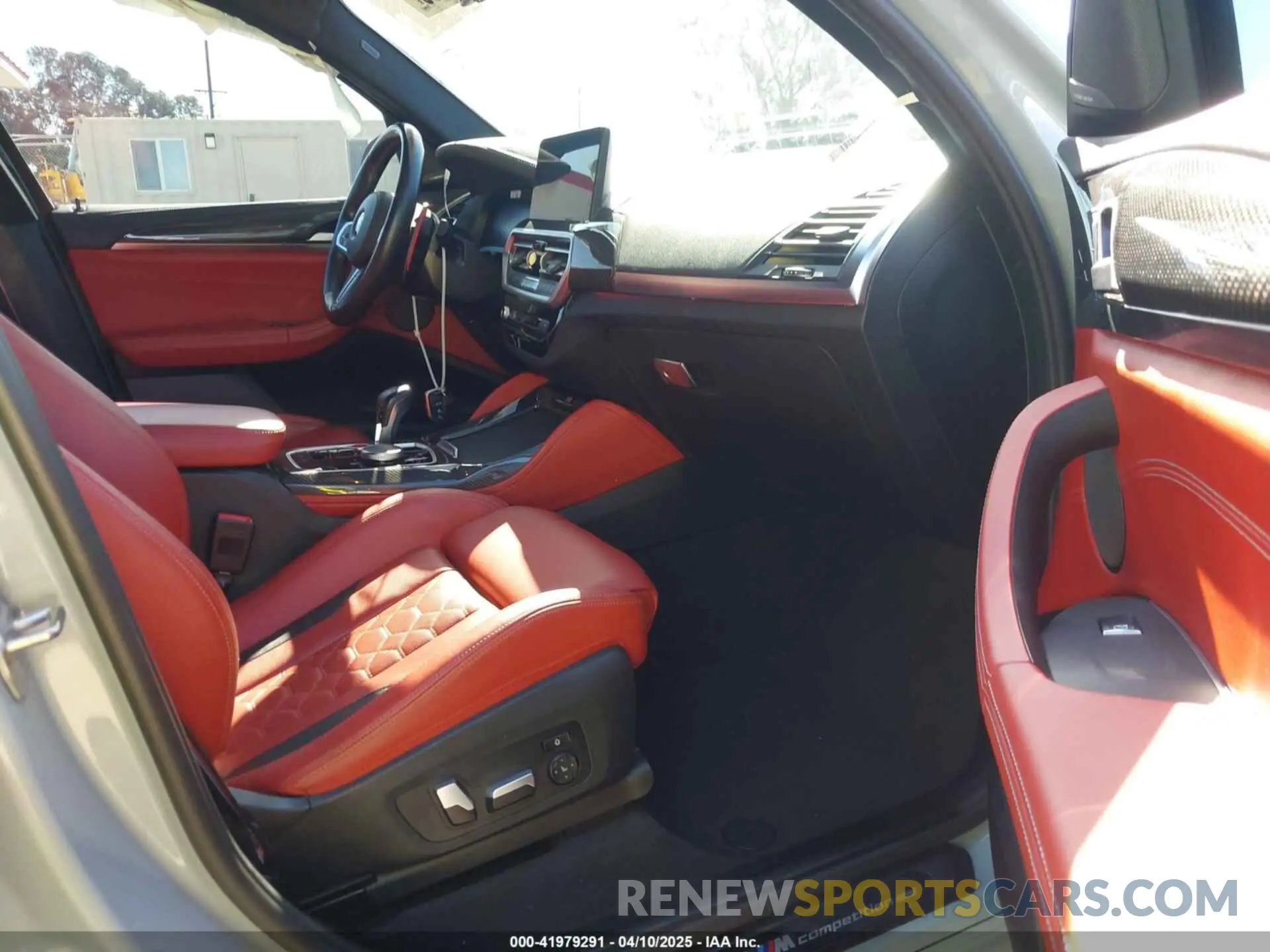 5 fotografías del automóvil dañado 5YM13EC07N9L49512 BMW X3 M 2022