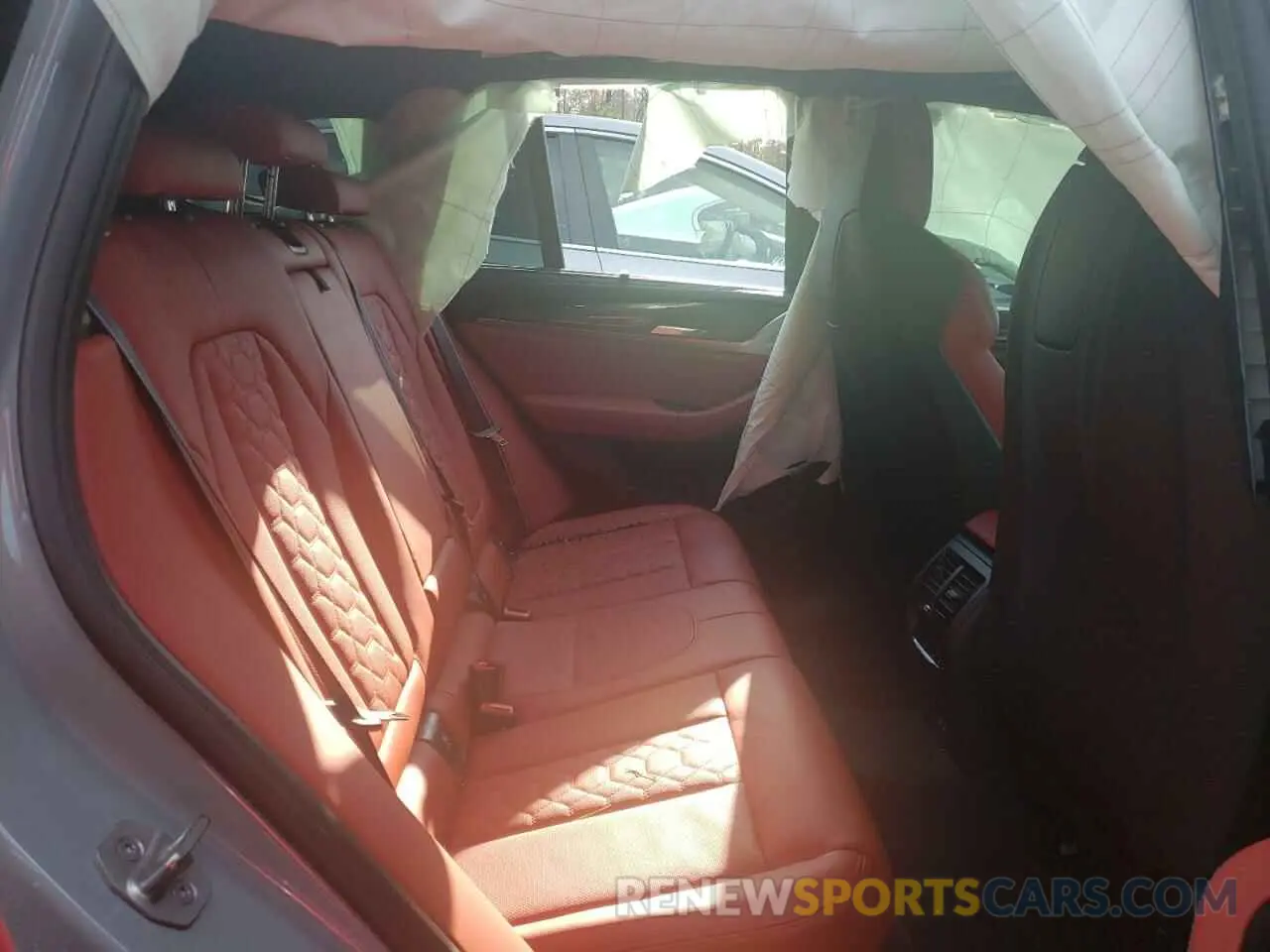 10 fotografías del automóvil dañado 5YM13EC09N9J65141 BMW X3 M 2022