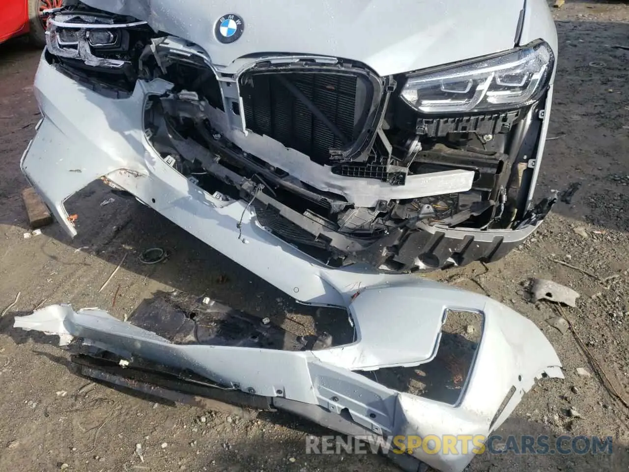 12 fotografías del automóvil dañado 5YM13EC09N9J65141 BMW X3 M 2022