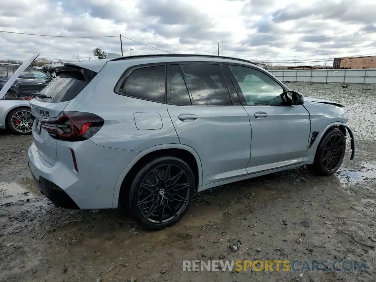 3 fotografías del automóvil dañado 5YM13EC02P9S08561 BMW X3 M 2023