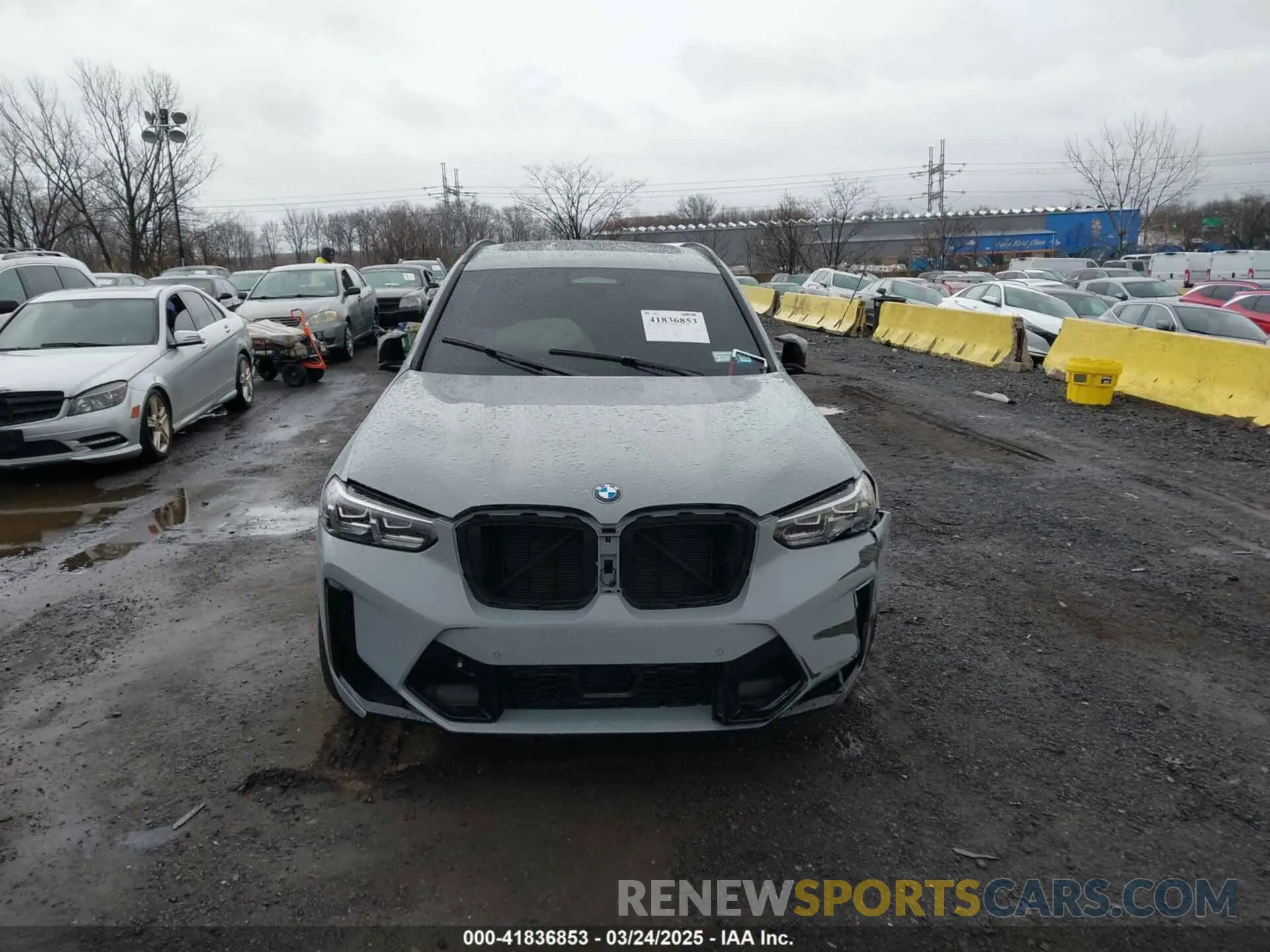 12 fotografías del automóvil dañado 5YM13EC00R9W09223 BMW X3 M 2024