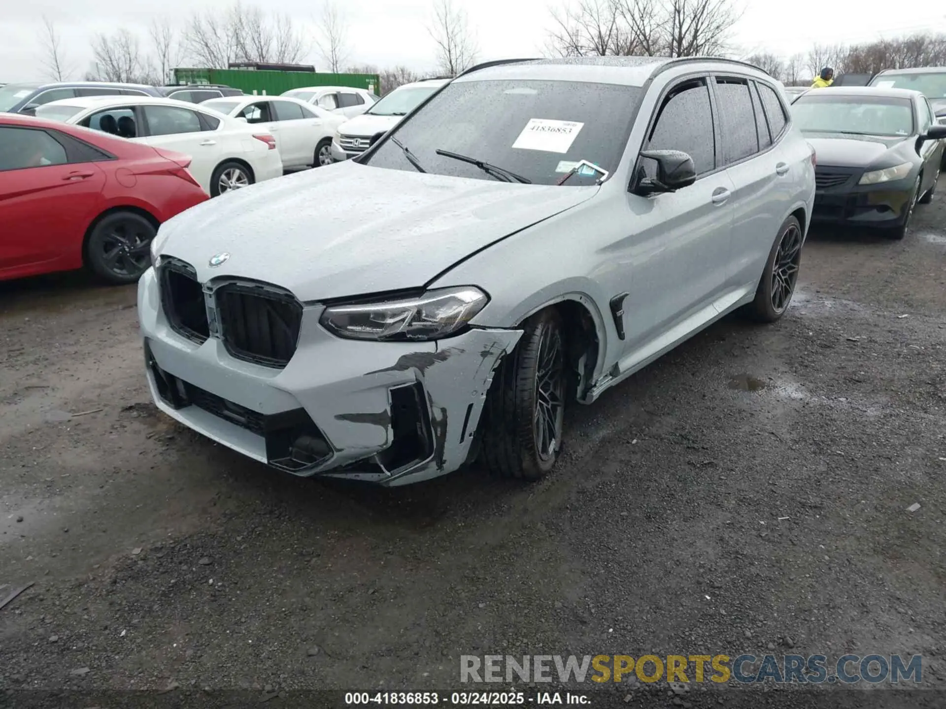 2 fotografías del automóvil dañado 5YM13EC00R9W09223 BMW X3 M 2024