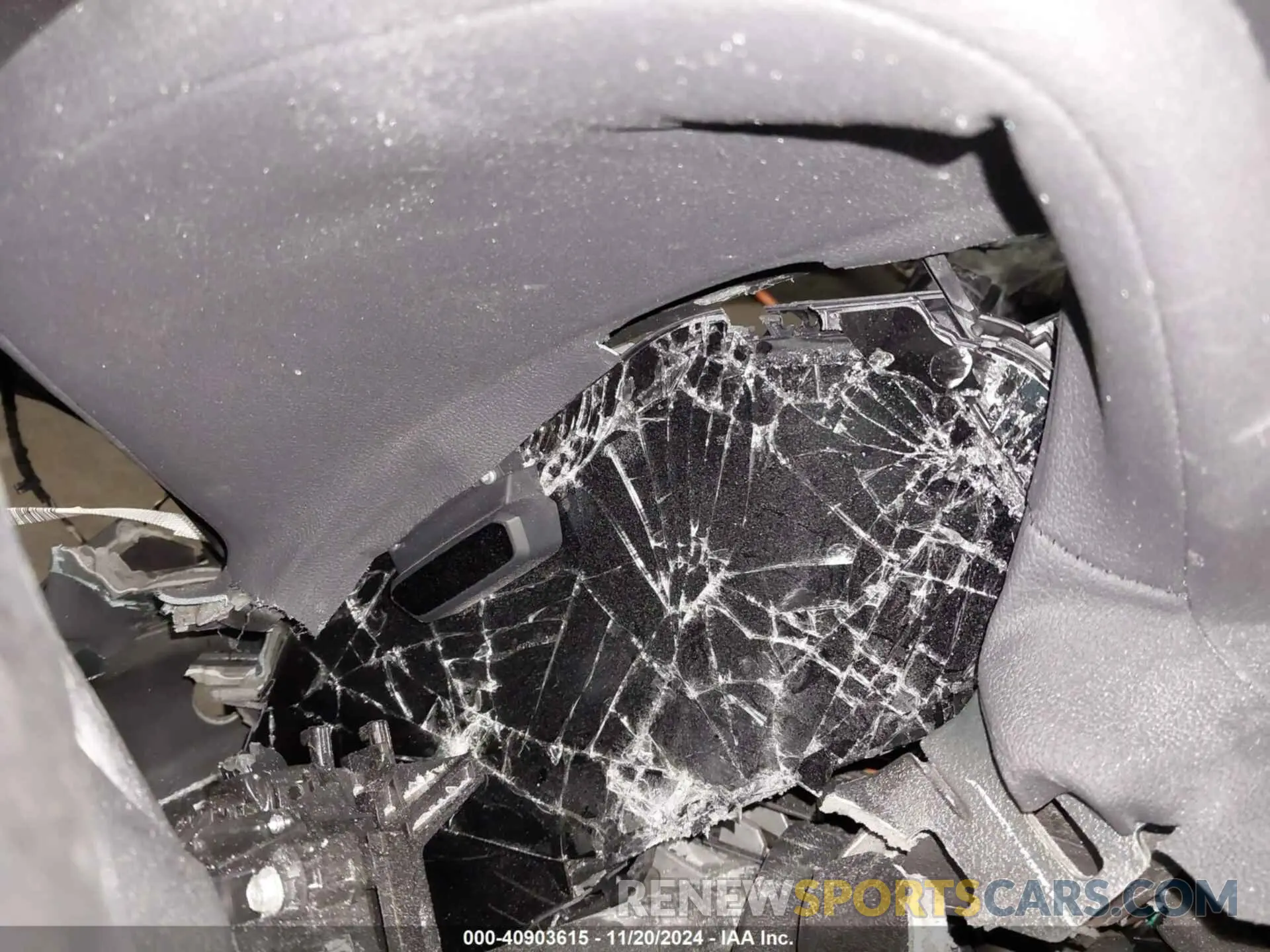 16 fotografías del automóvil dañado 5YM13EC02R9W28887 BMW X3 M 2024