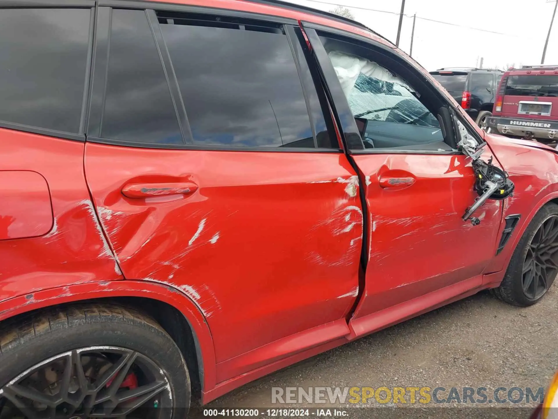 13 fotografías del automóvil dañado 5YM13EC05R9T48719 BMW X3 M 2024