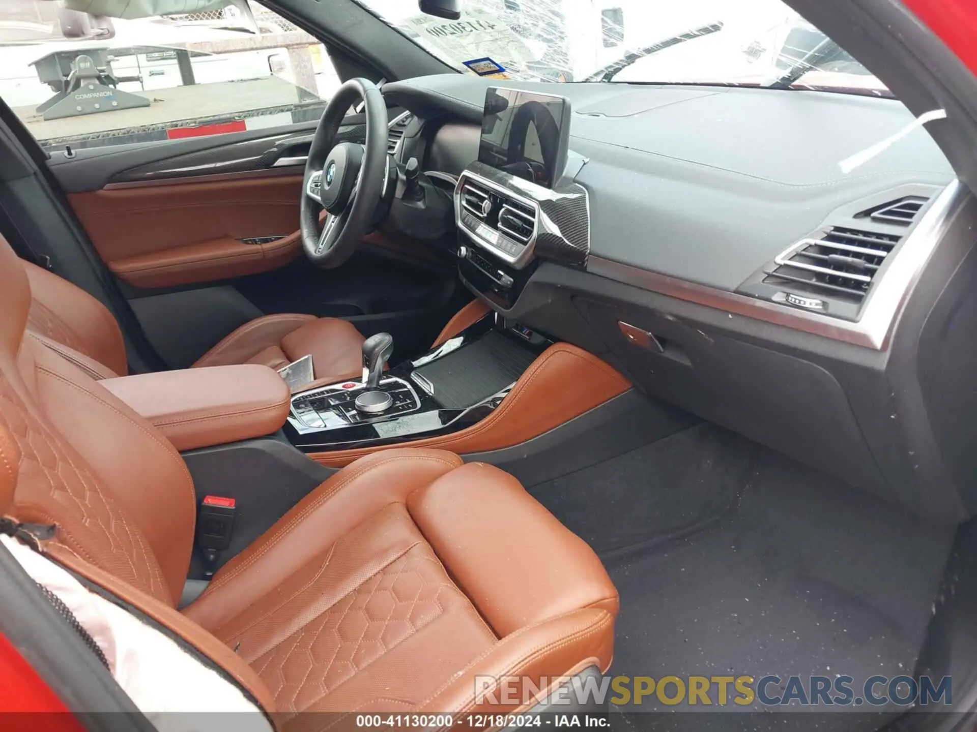 5 fotografías del automóvil dañado 5YM13EC05R9T48719 BMW X3 M 2024