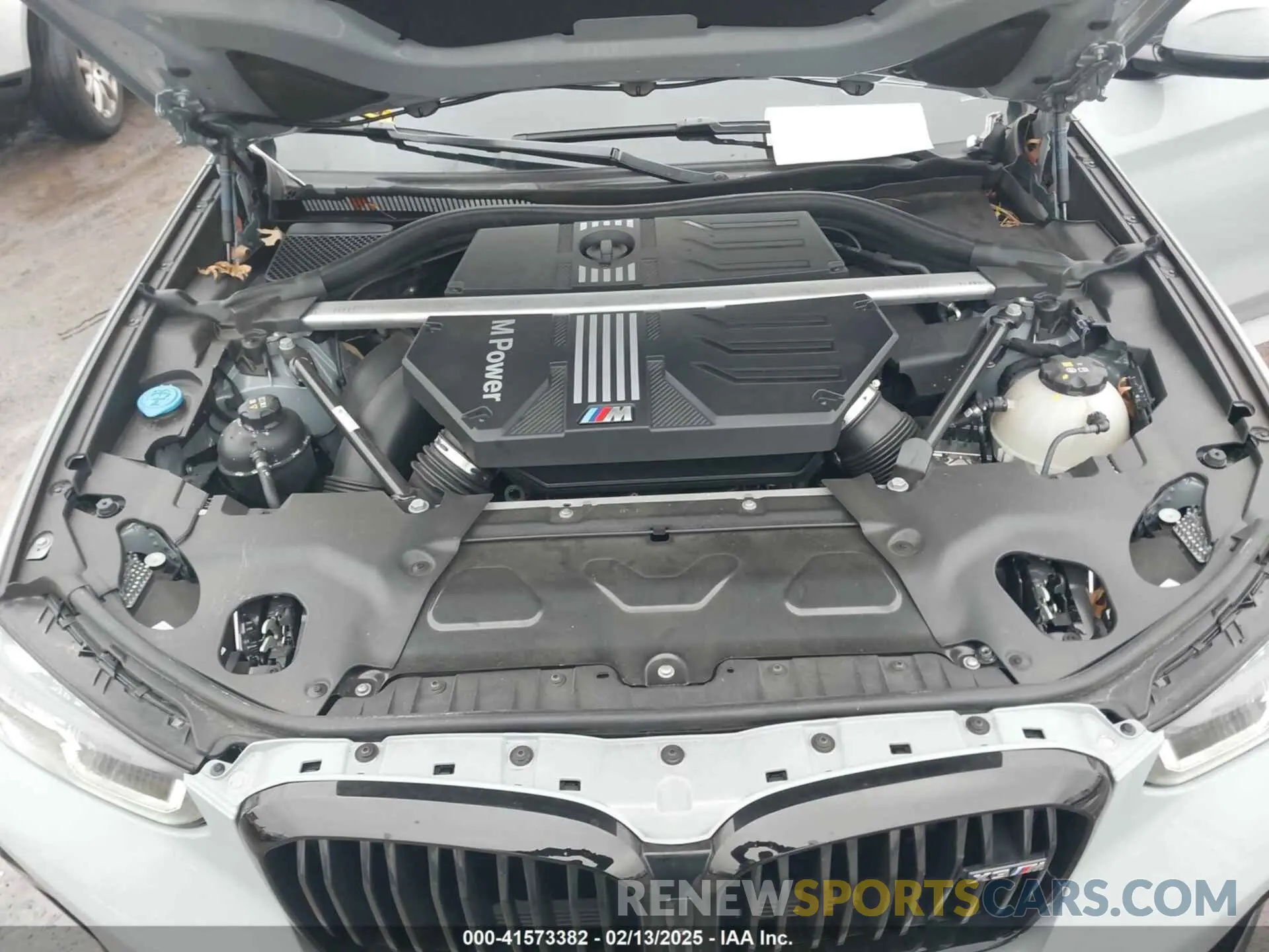 10 fotografías del automóvil dañado 5YM13EC05R9U21409 BMW X3 M 2024