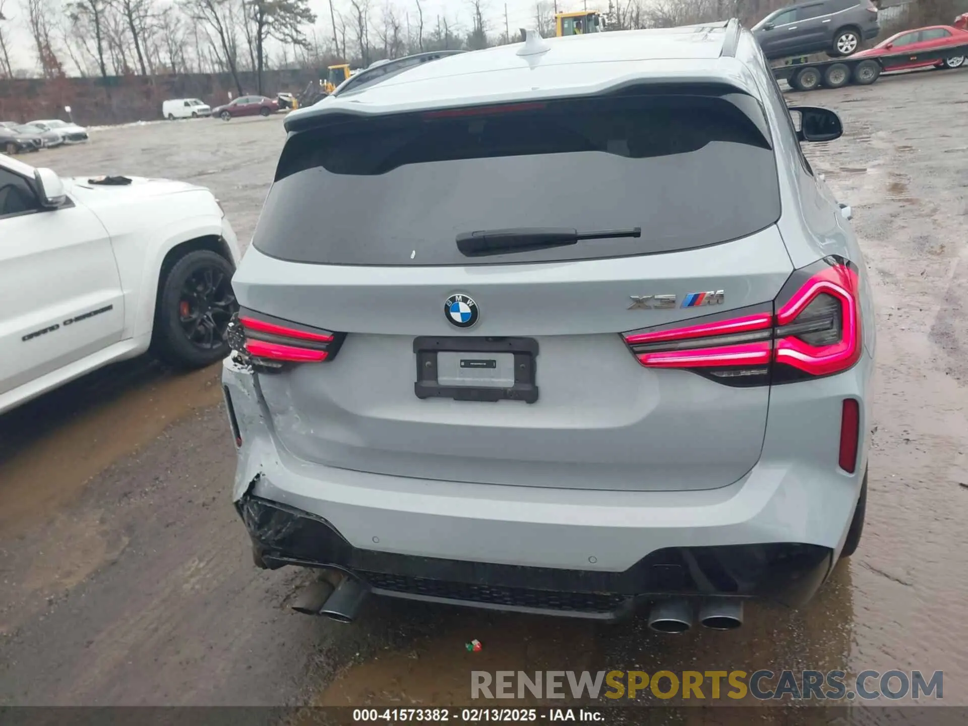 16 fotografías del automóvil dañado 5YM13EC05R9U21409 BMW X3 M 2024