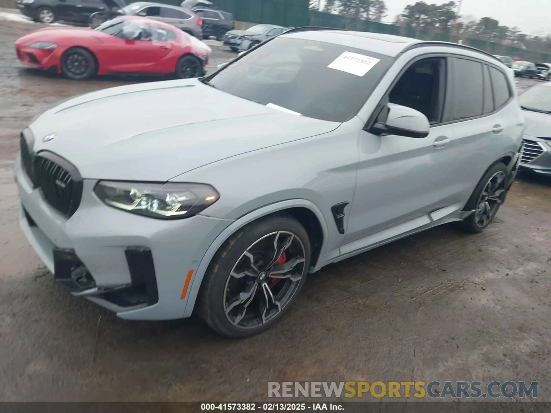 2 fotografías del automóvil dañado 5YM13EC05R9U21409 BMW X3 M 2024