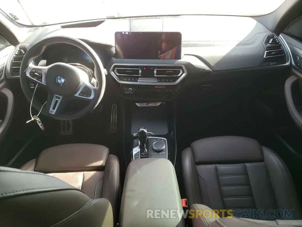8 fotografías del automóvil dañado 5UX83DP01N9L87327 BMW X3 M40I 2022