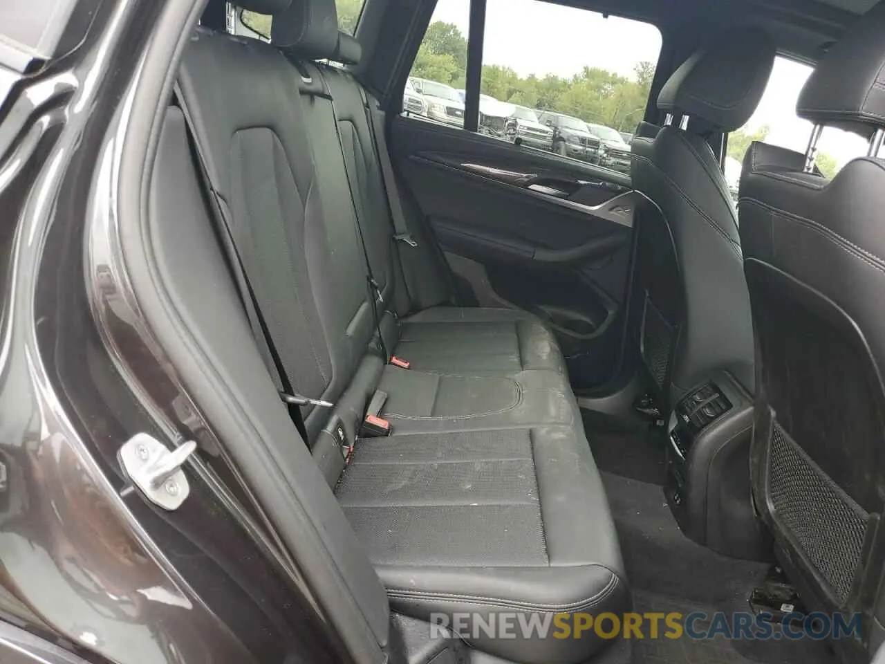 11 fotografías del automóvil dañado 5UX83DP04N9K80160 BMW X3 M40I 2022