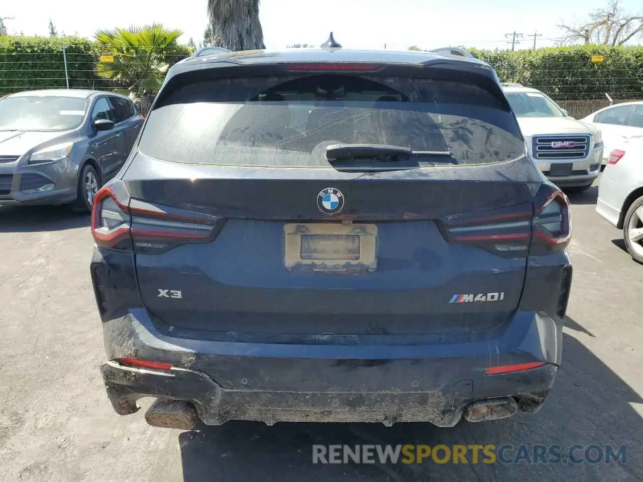 6 fotografías del automóvil dañado 5UX83DP0XP9P56592 BMW X3 M40I 2023
