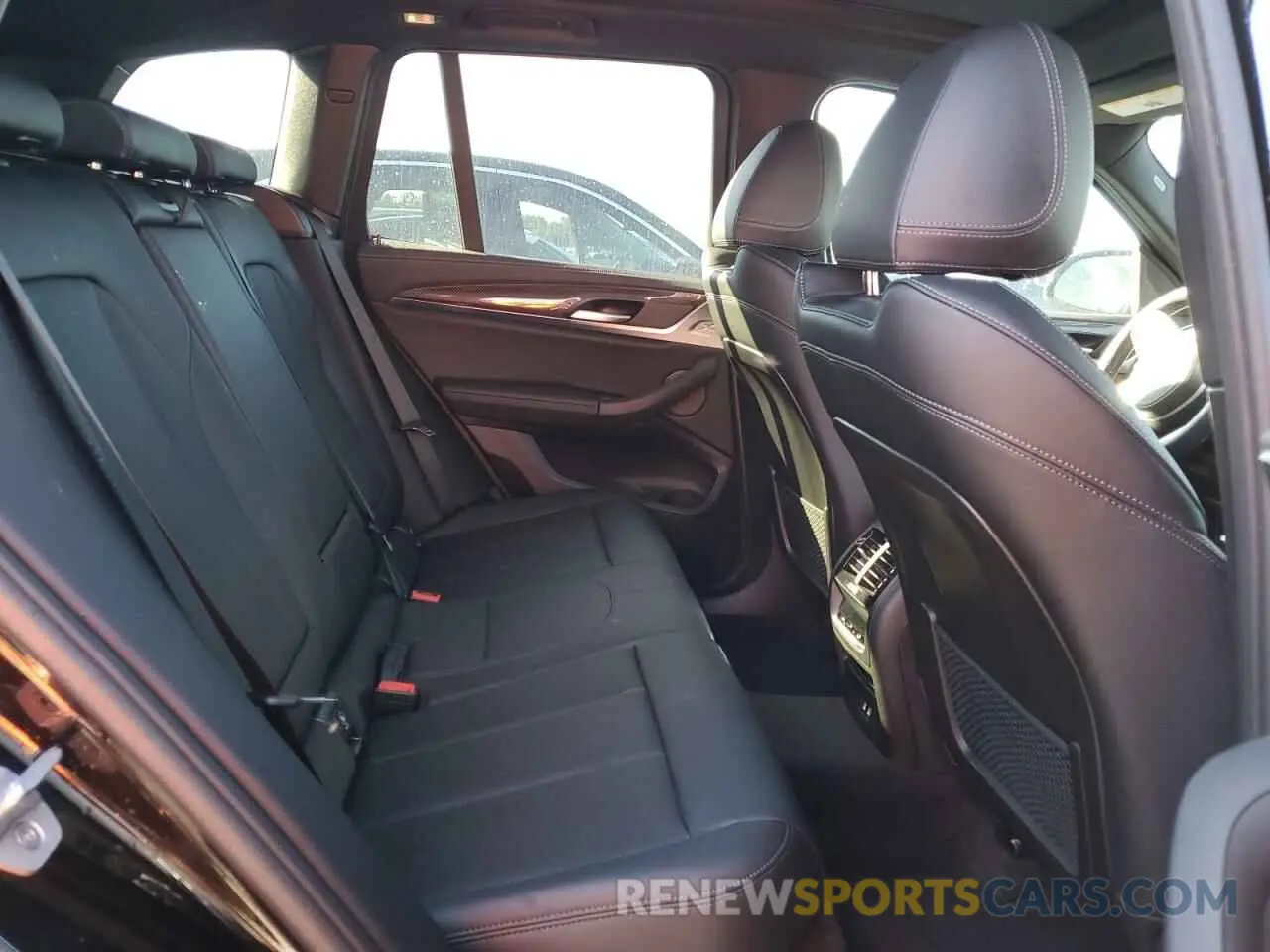 11 fotografías del automóvil dañado 5UX83DP05R9W73462 BMW X3 M40I 2024
