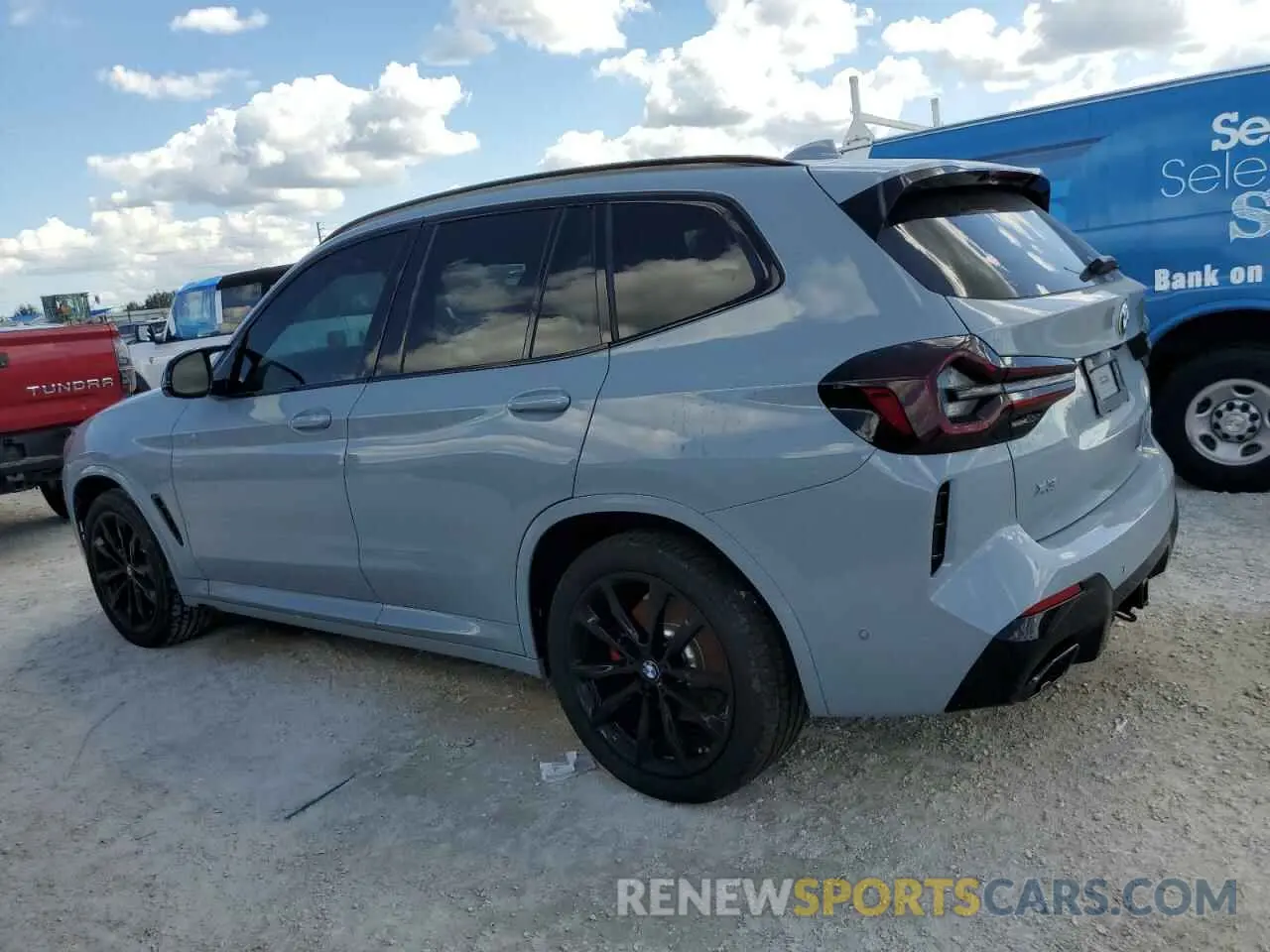 2 fotografías del automóvil dañado 5UX83DP09R9W77482 BMW X3 M40I 2024