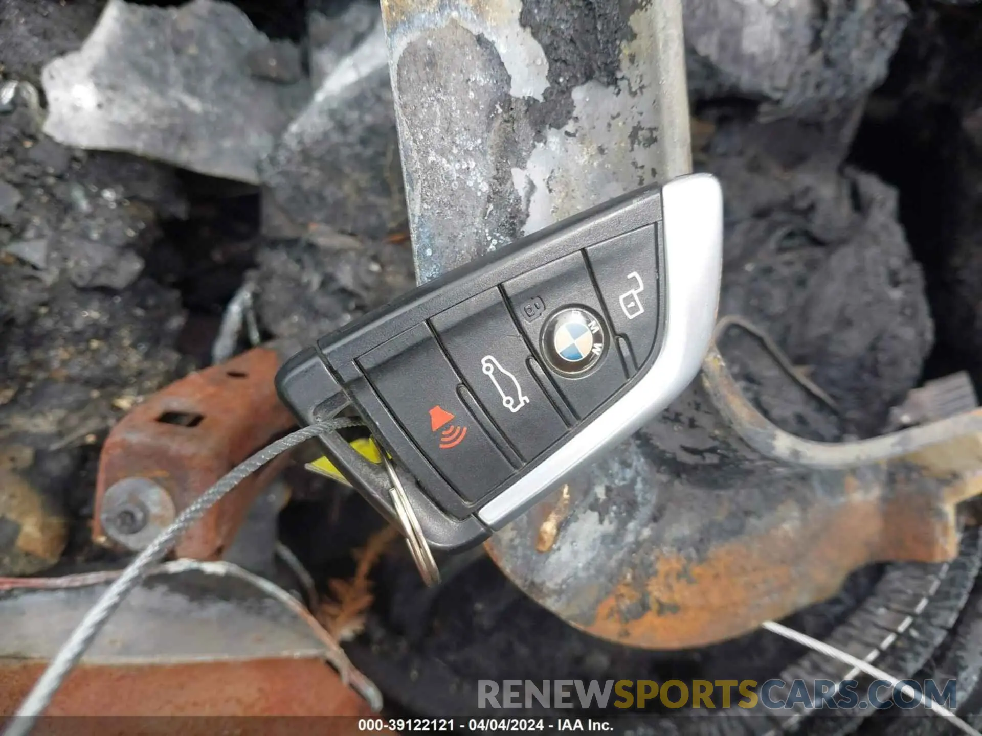 11 fotografías del automóvil dañado 5UXTS1C01L9C73538 BMW X3 PHEV 2020