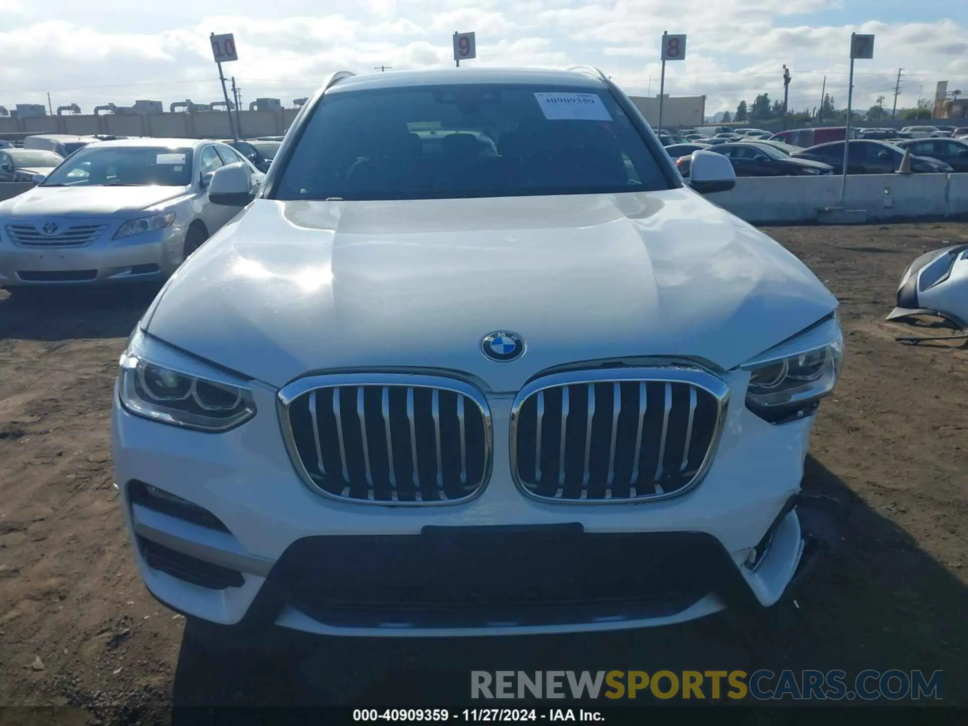 12 fotografías del automóvil dañado 5UXTS1C05L9D29500 BMW X3 PHEV 2020