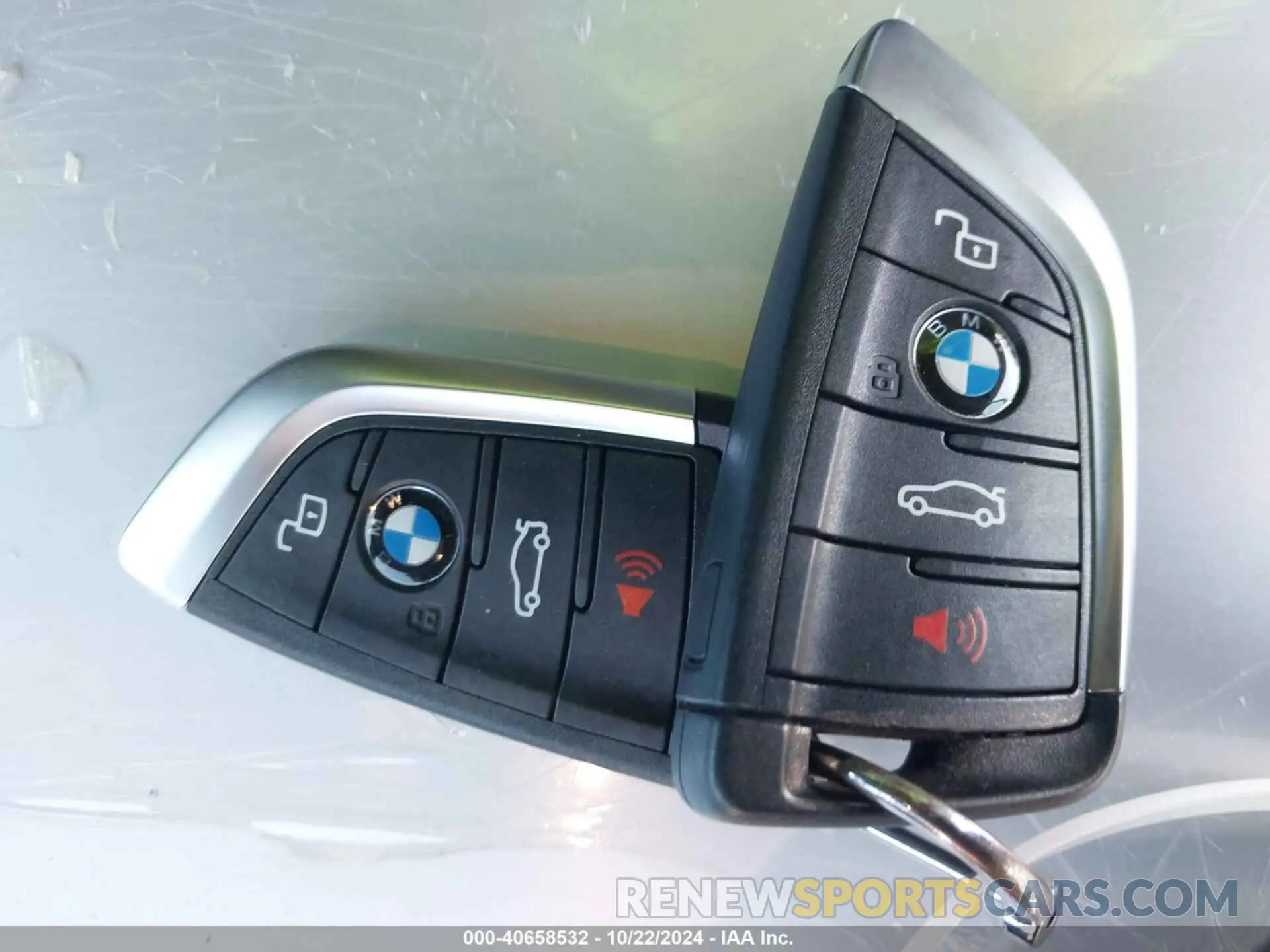 11 fotografías del automóvil dañado 5UXTS1C08L9D29510 BMW X3 PHEV 2020