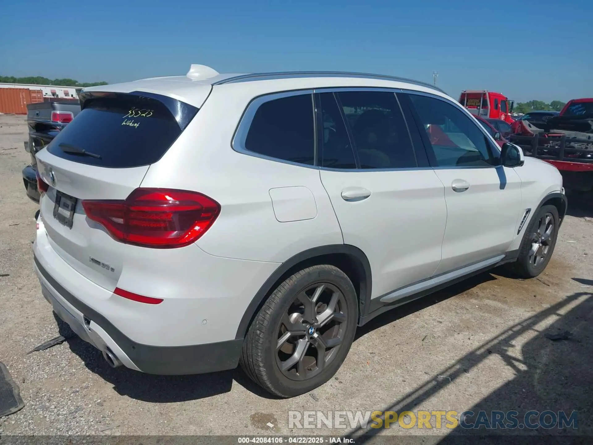 4 fotografías del automóvil dañado 5UXTS1C02M9F71923 BMW X3 PHEV 2021