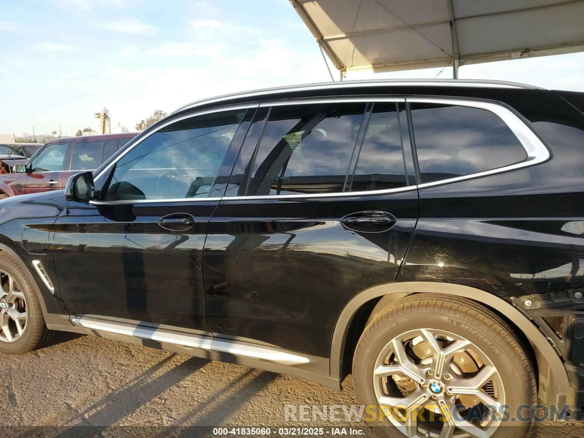 15 fotografías del automóvil dañado 5UXTS1C06M9E14489 BMW X3 PHEV 2021