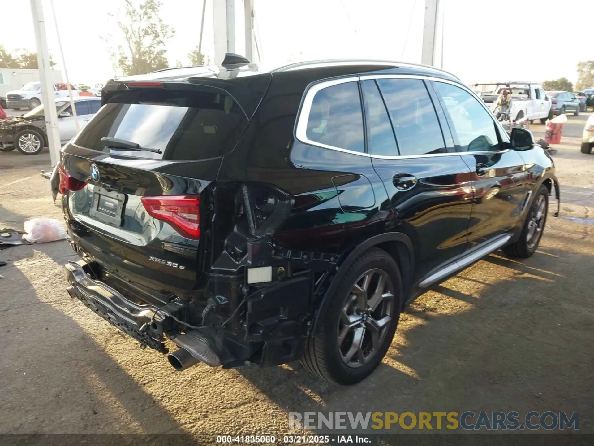 4 fotografías del automóvil dañado 5UXTS1C06M9E14489 BMW X3 PHEV 2021