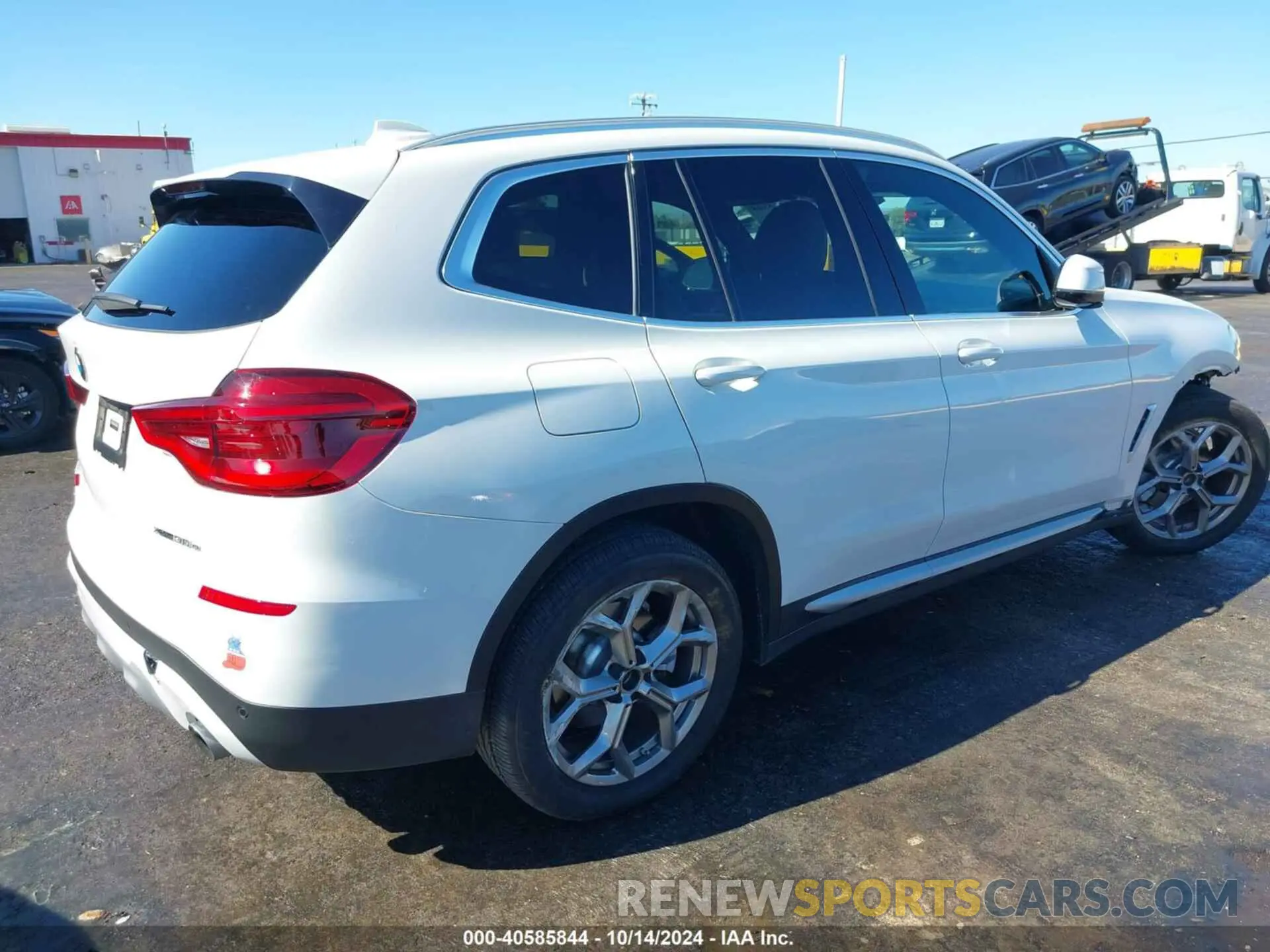 4 fotografías del automóvil dañado 5UXTS1C07M9G31050 BMW X3 PHEV 2021
