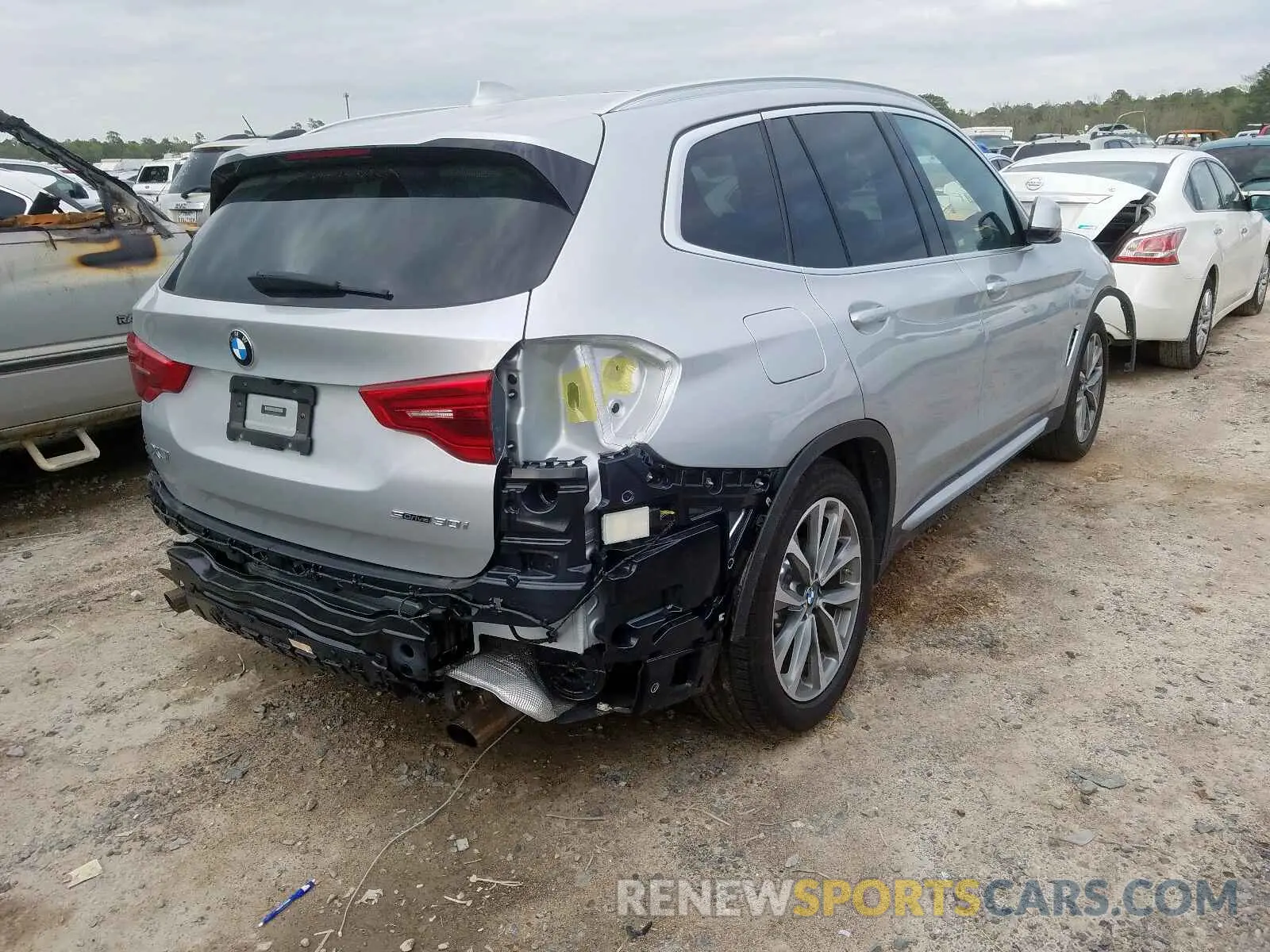 4 fotografías del automóvil dañado 5UXTR7C57KLF27944 BMW X3 SDRIVE3 2019
