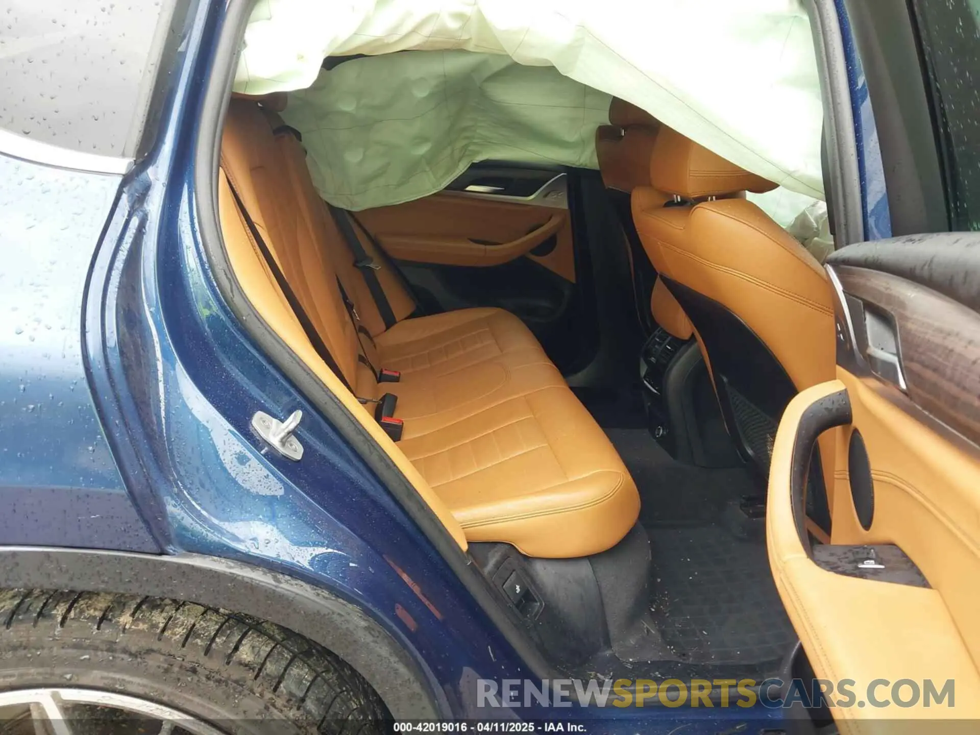 8 fotografías del automóvil dañado 5UXUJ3C51KLG56976 BMW X4 2019