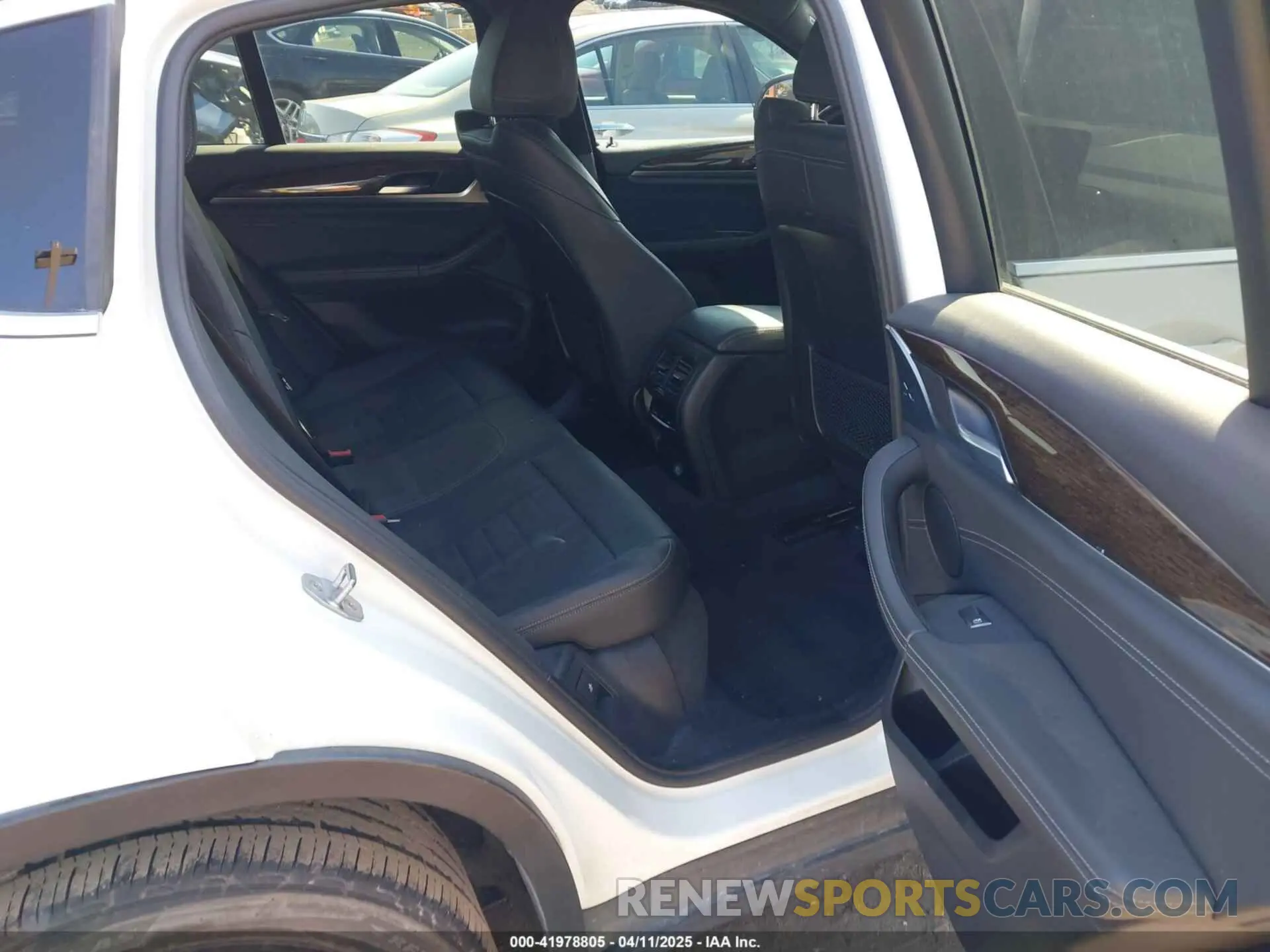 8 fotografías del automóvil dañado 5UXUJ3C59KLG57079 BMW X4 2019