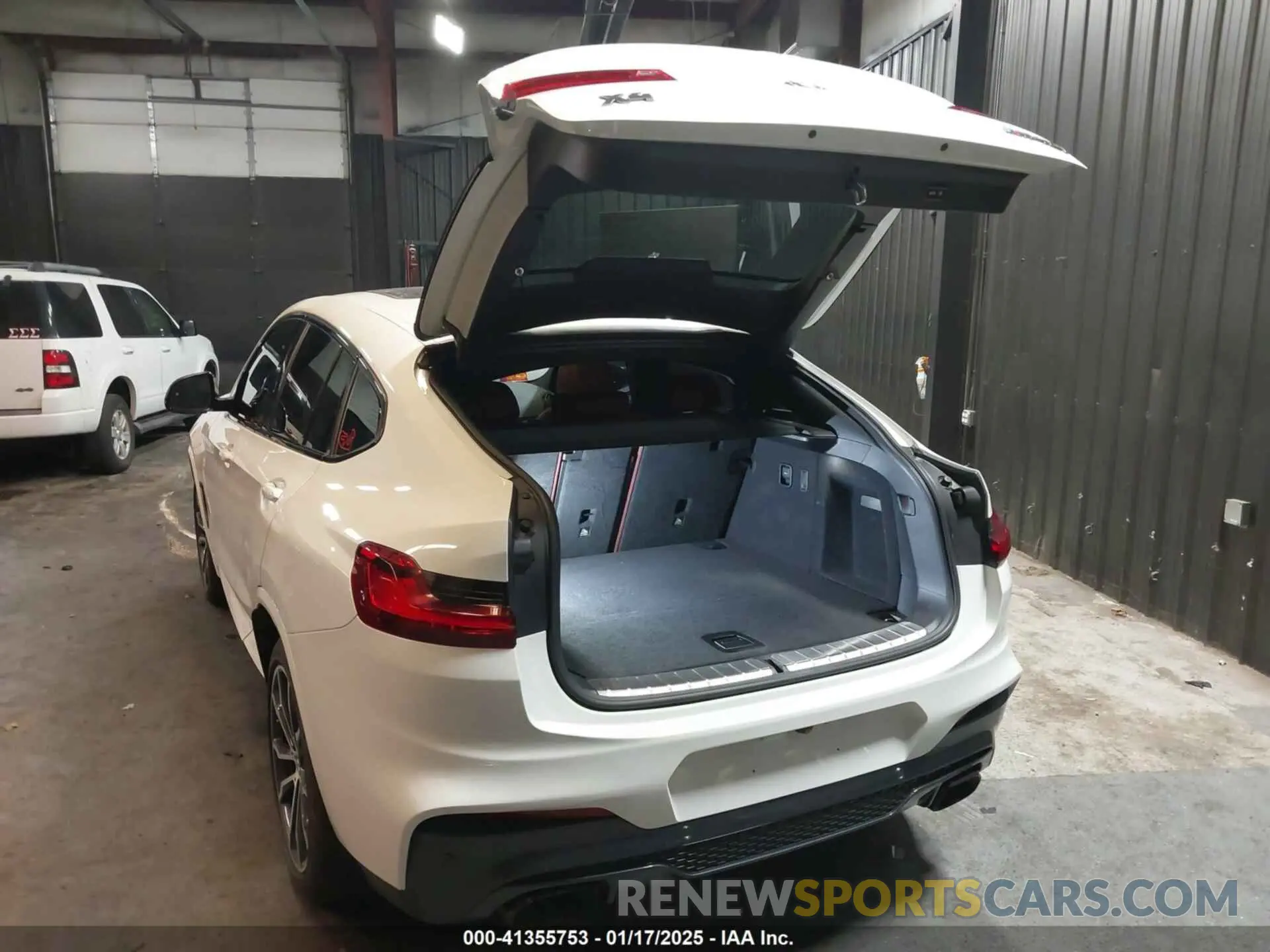 3 fotografías del automóvil dañado 5UXUJ5C58KLJ63742 BMW X4 2019
