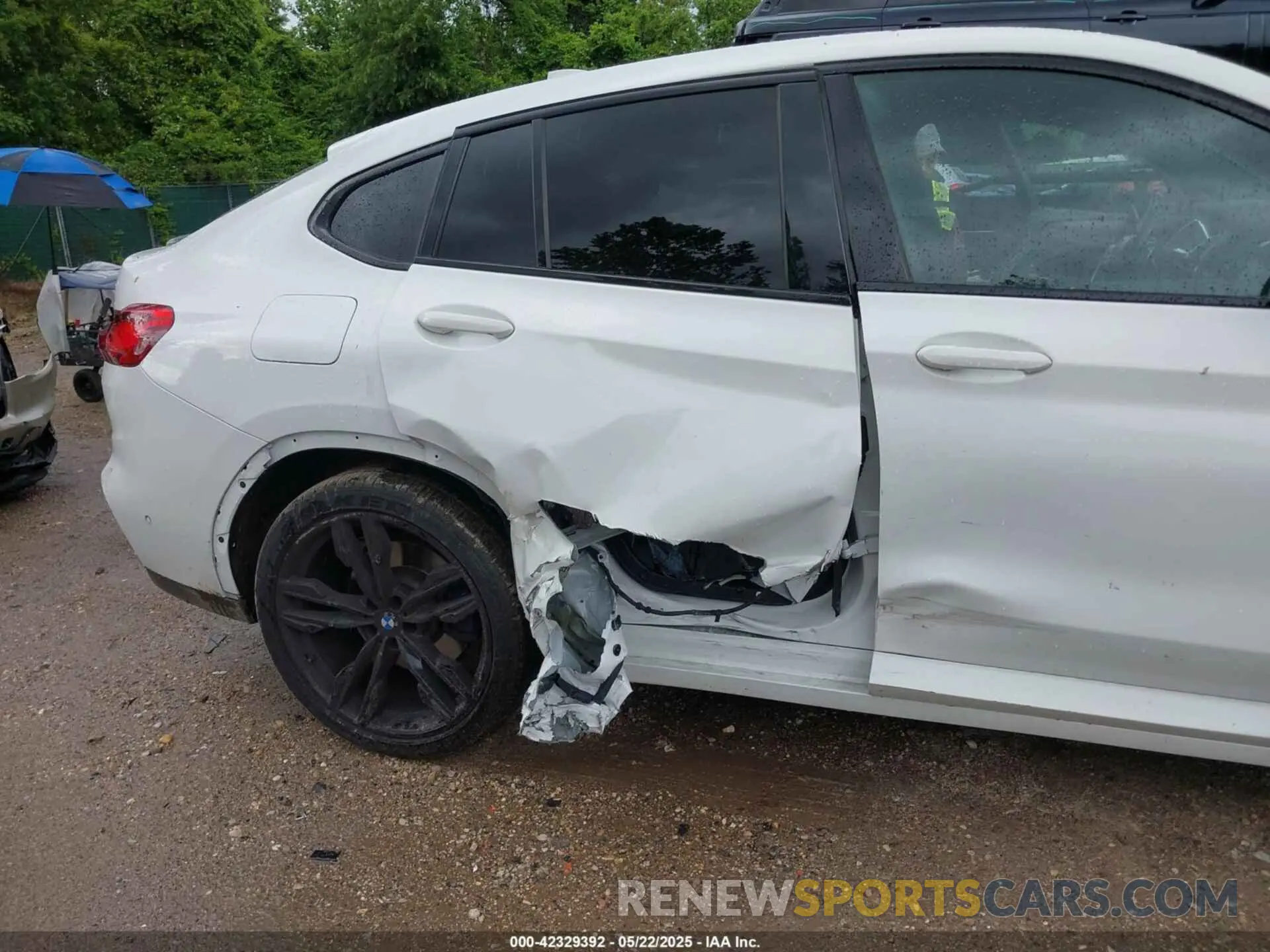 6 fotografías del automóvil dañado 5UXUJ5C5XKLJ64164 BMW X4 2019