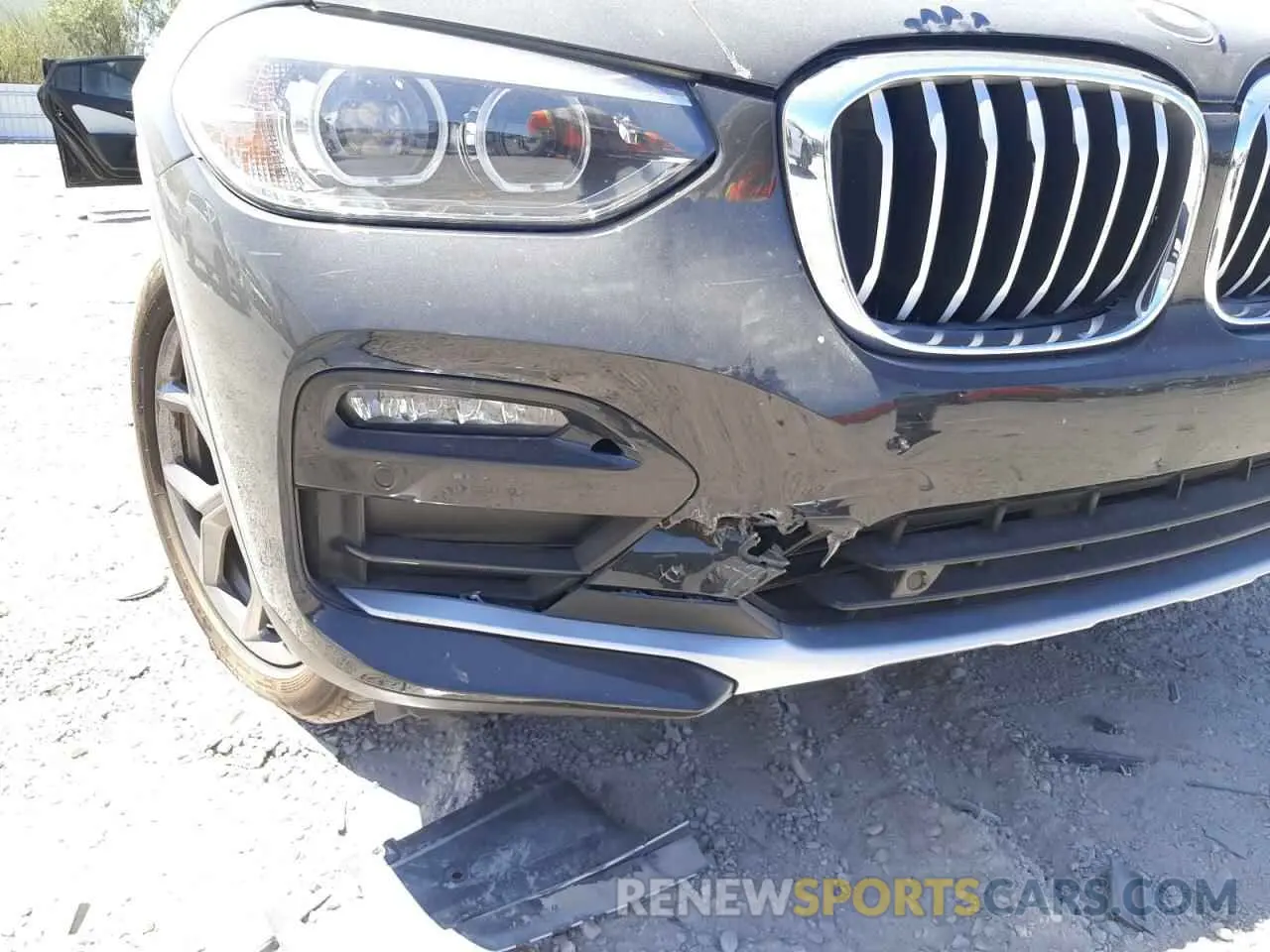 9 fotografías del automóvil dañado 5UX2V1C00L9D67543 BMW X4 2020