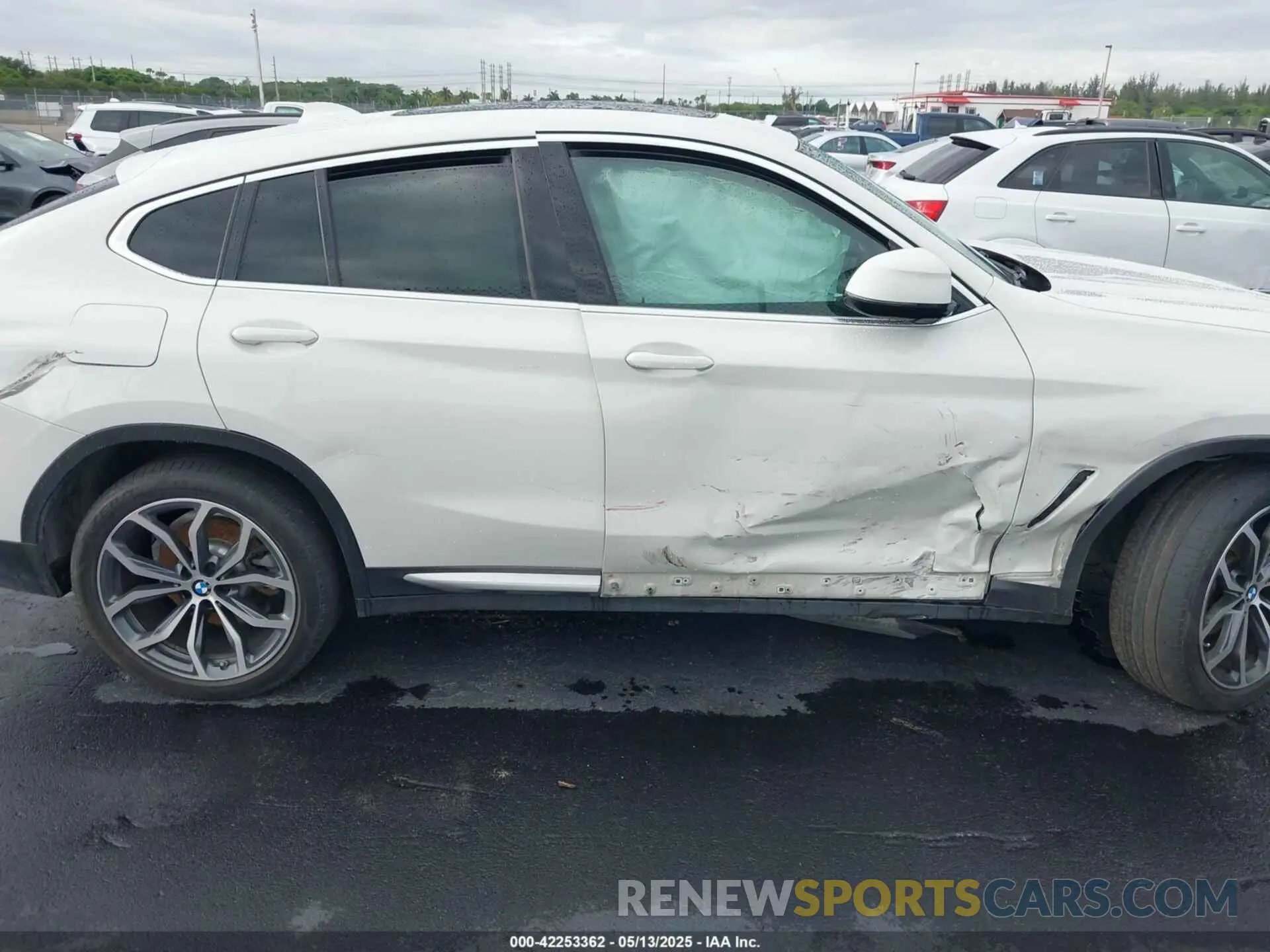 6 fotografías del automóvil dañado 5UX2V1C02LLE68148 BMW X4 2020