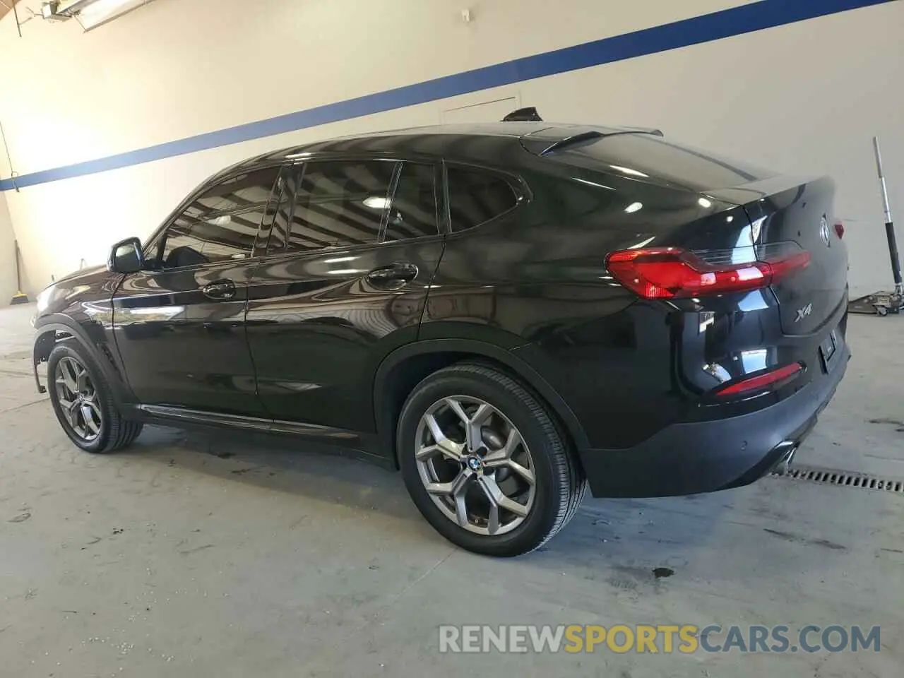 2 fotografías del automóvil dañado 5UX2V1C03LLE67476 BMW X4 2020