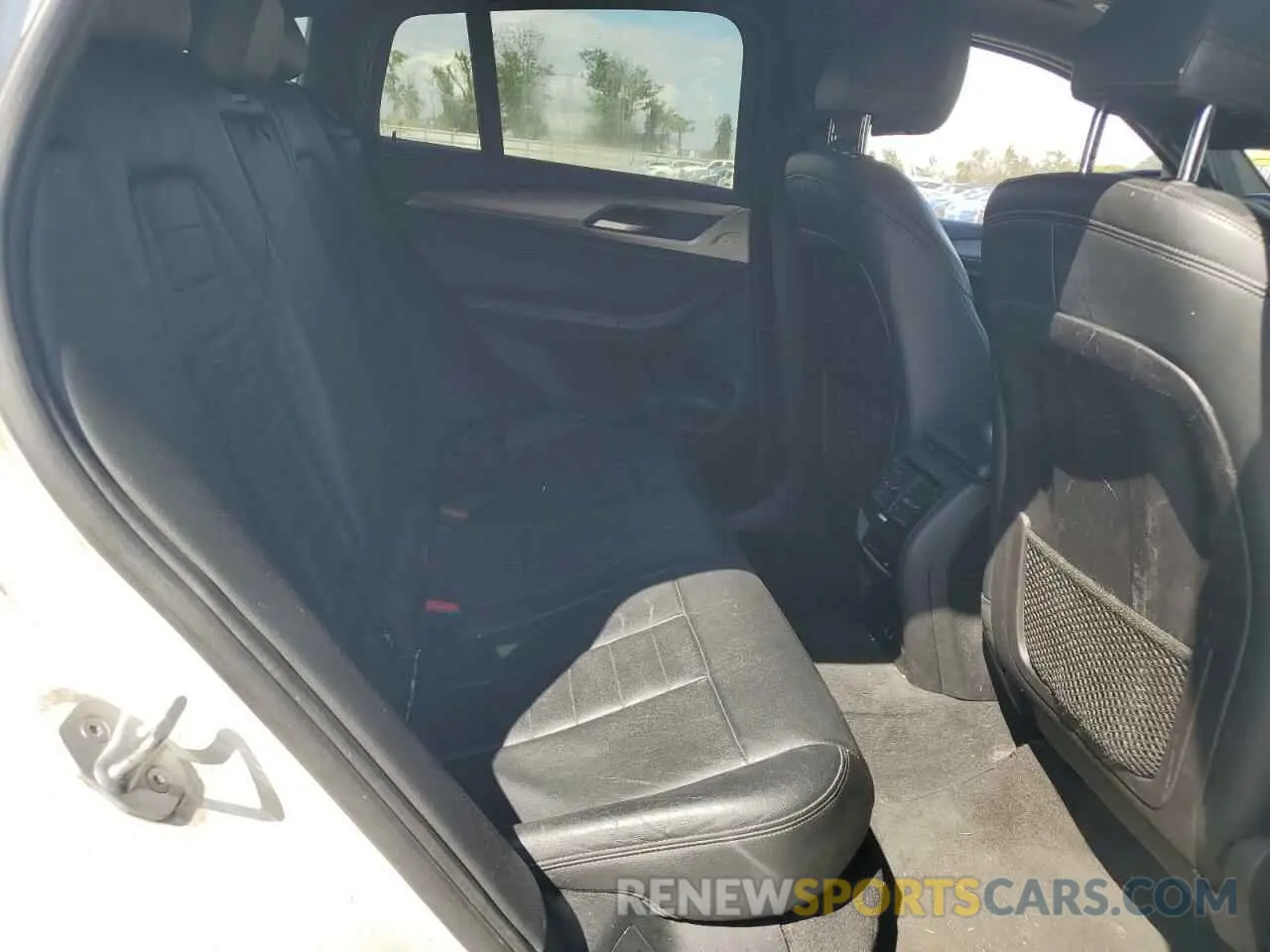 10 fotografías del automóvil dañado 5UX2V1C04LLZ32697 BMW X4 2020