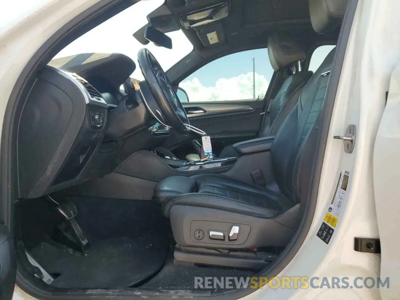 7 fotografías del automóvil dañado 5UX2V1C04LLZ32697 BMW X4 2020