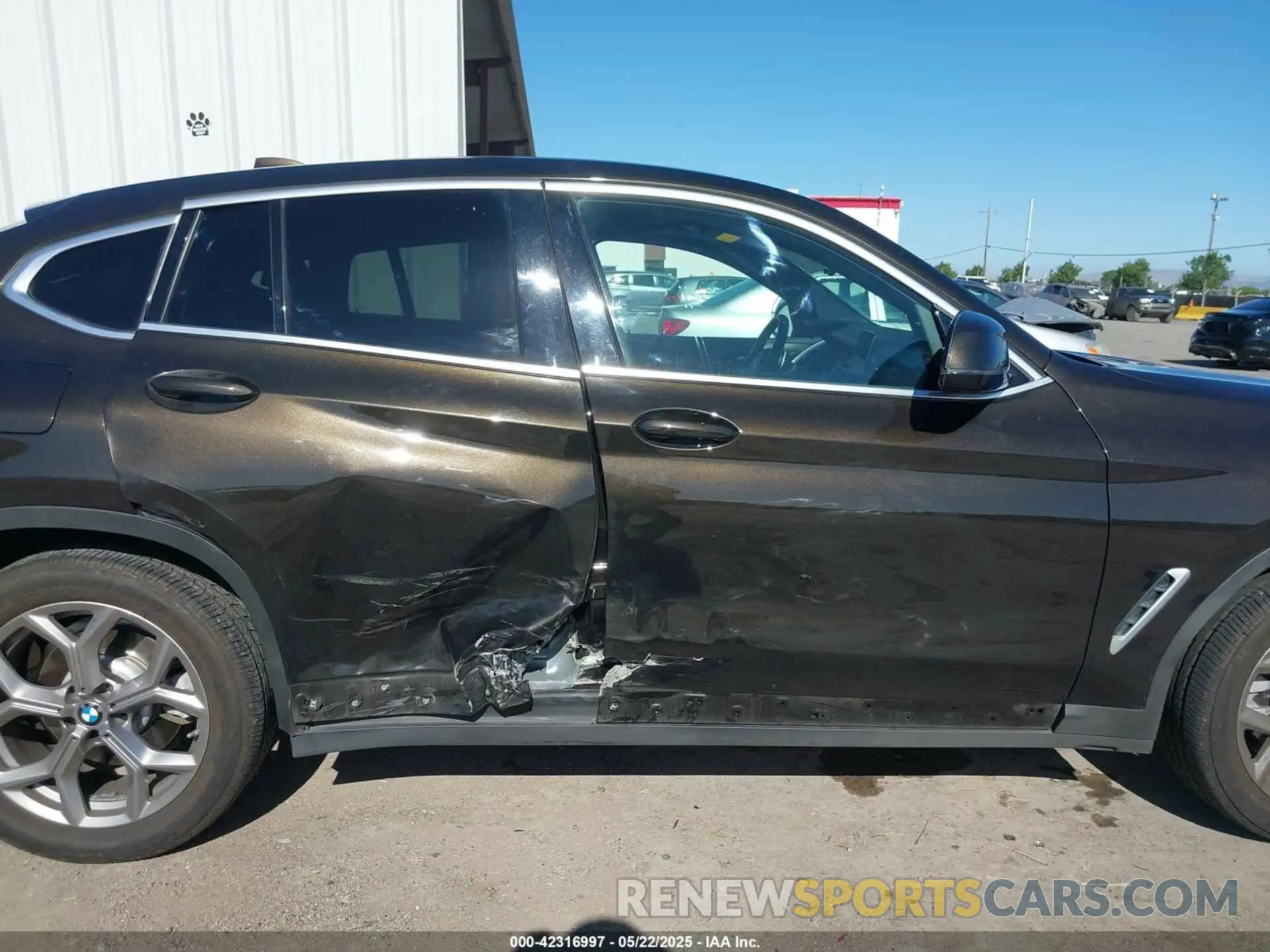 13 fotografías del automóvil dañado 5UX2V1C05L9C41372 BMW X4 2020