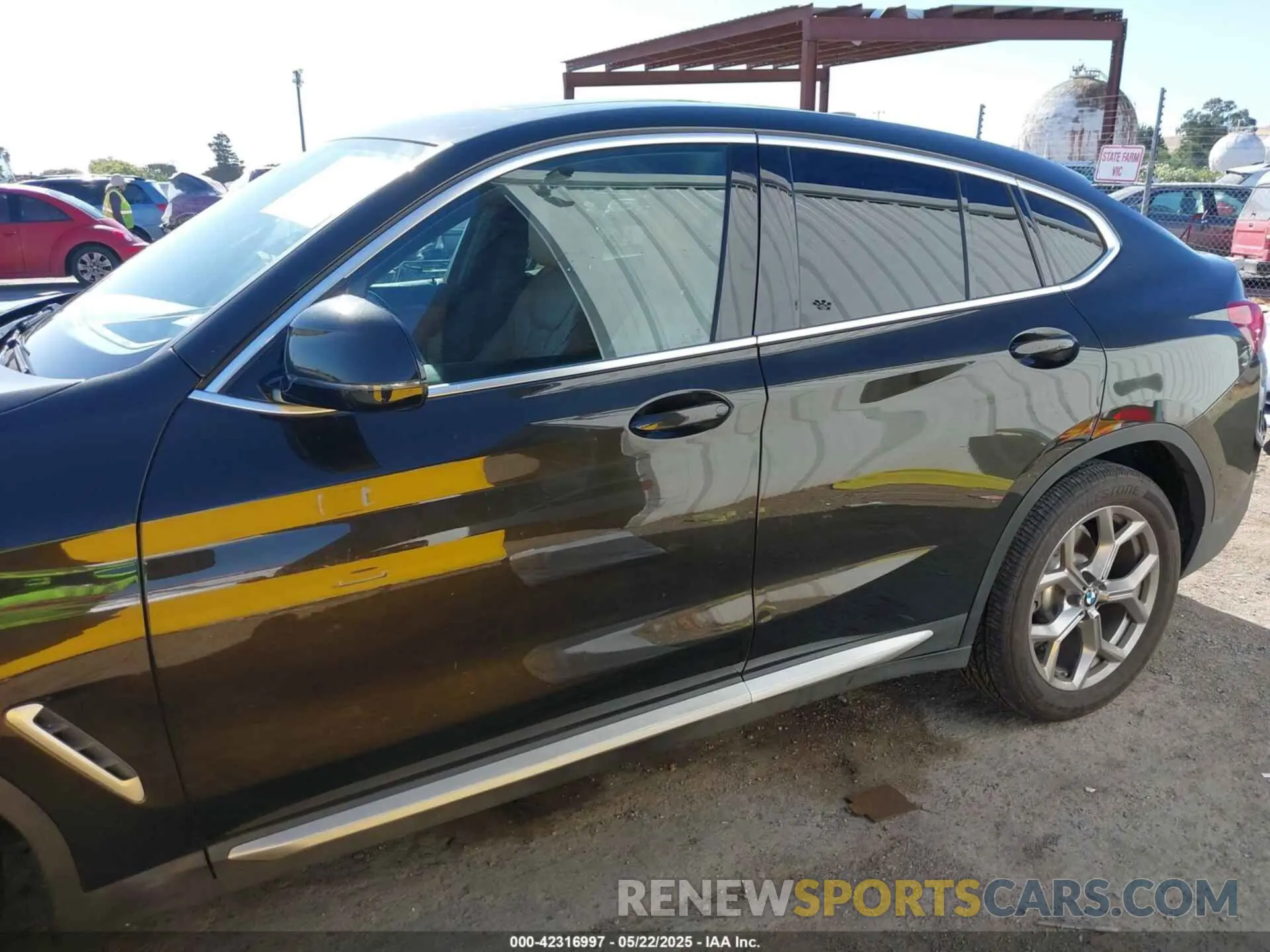14 fotografías del automóvil dañado 5UX2V1C05L9C41372 BMW X4 2020