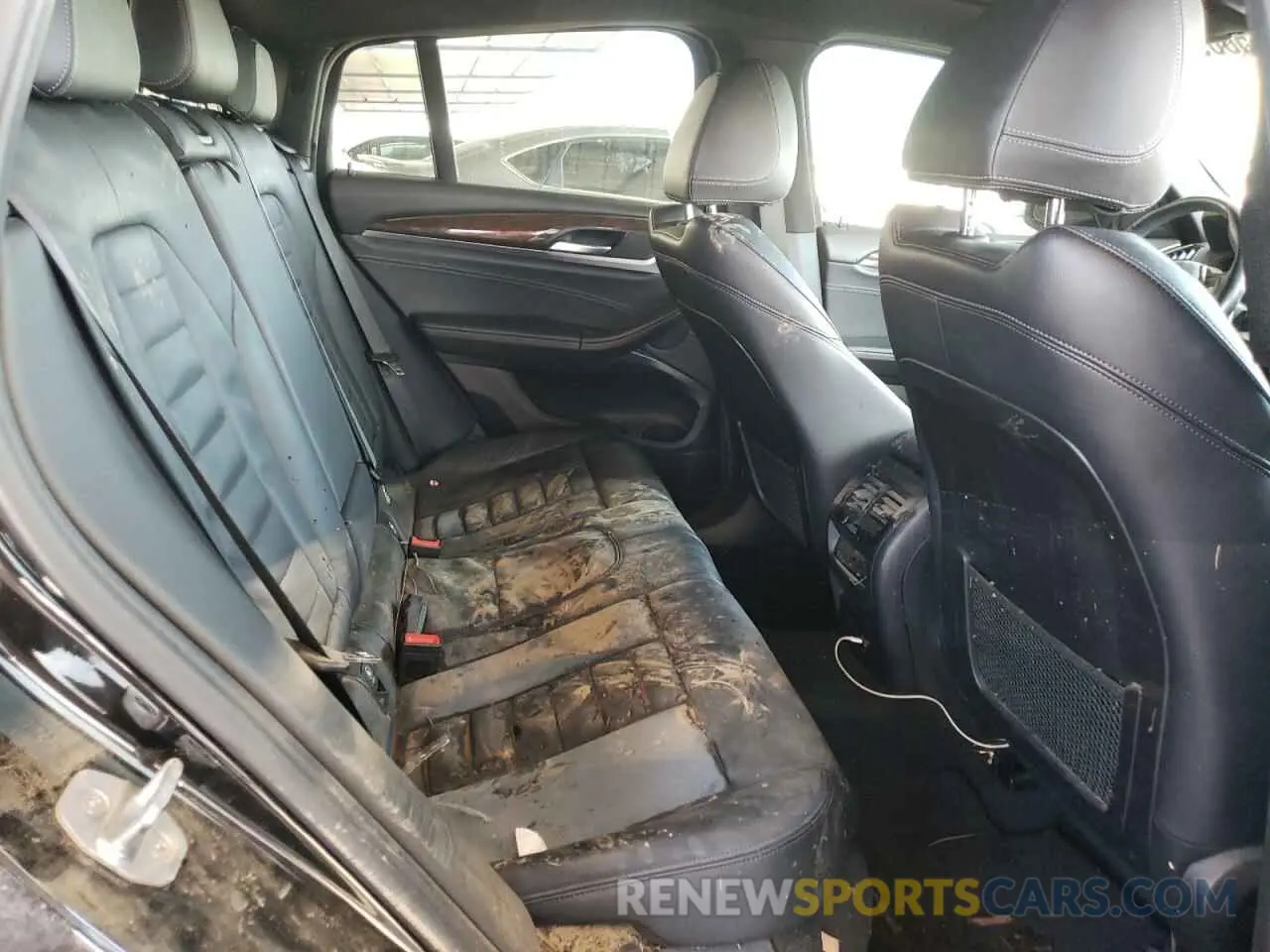 12 fotografías del automóvil dañado 5UX2V1C06L9B74278 BMW X4 2020