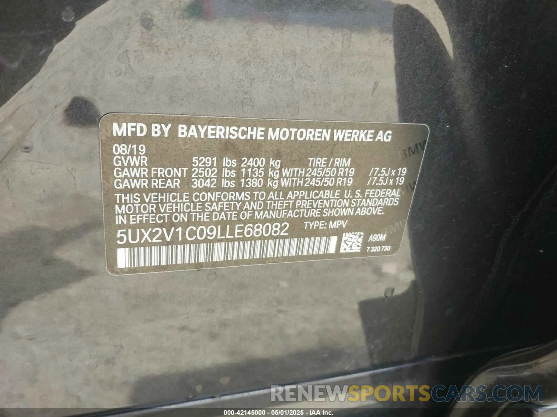 9 fotografías del automóvil dañado 5UX2V1C09LLE68082 BMW X4 2020