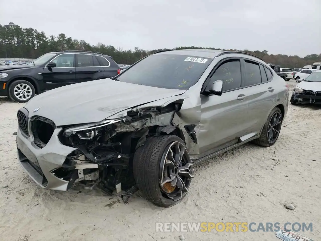 2 fotografías del automóvil dañado 5YMUJ0C01L9B49165 BMW X4 2020