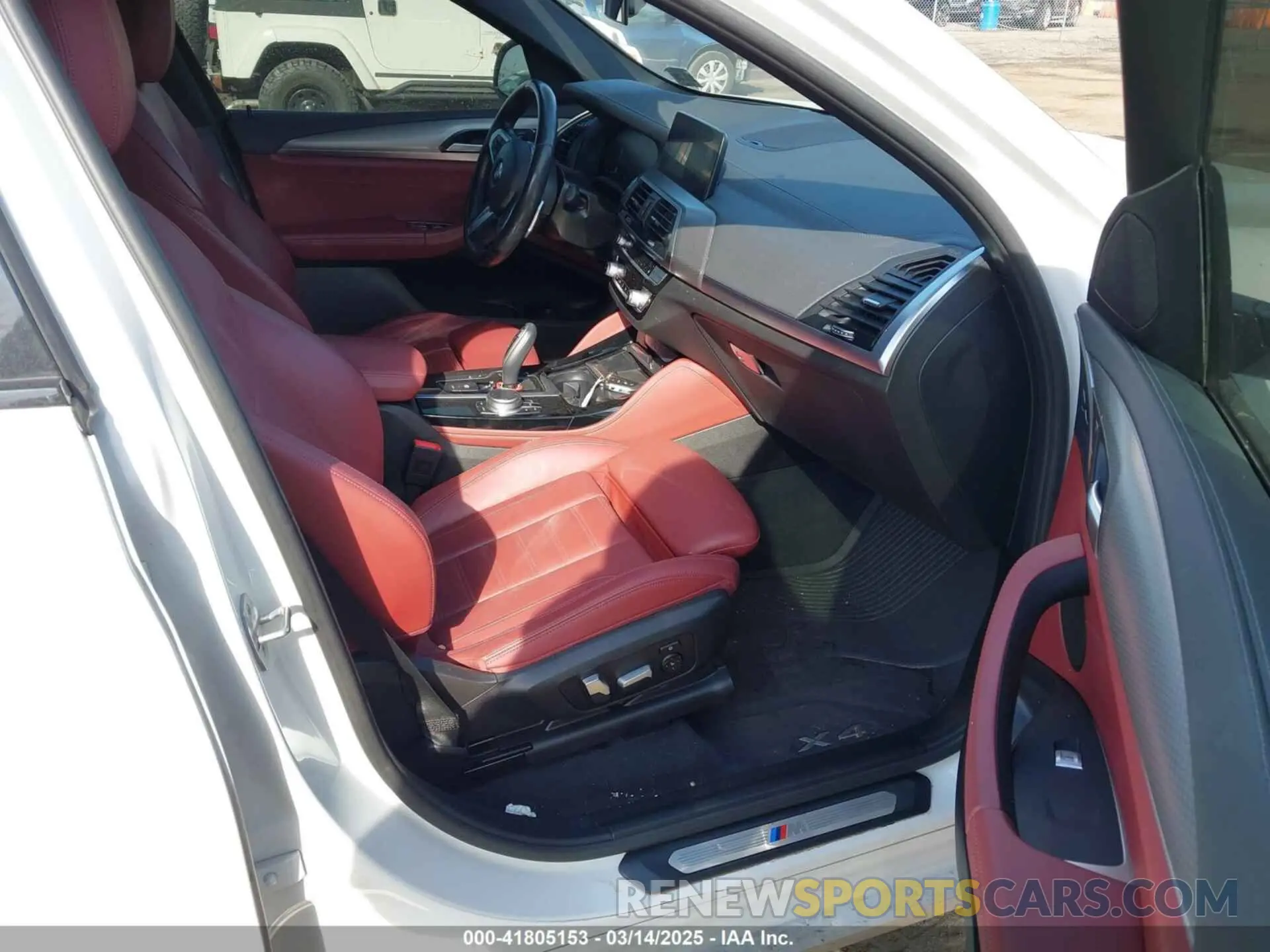 5 fotografías del automóvil dañado 5UX2V1C01M9F26524 BMW X4 2021