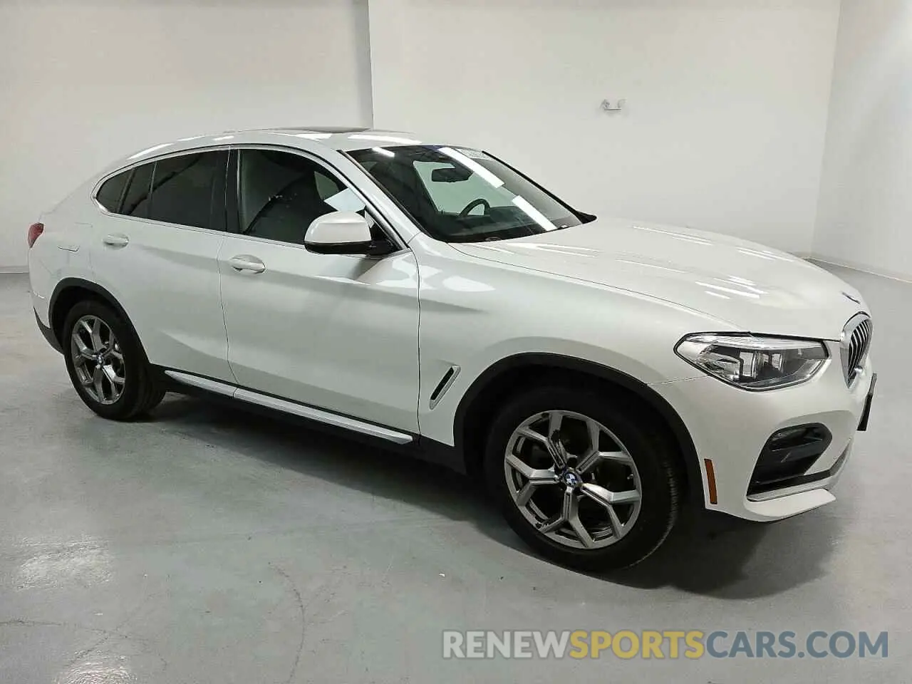 4 fotografías del automóvil dañado 5UX2V1C04M9E94765 BMW X4 2021