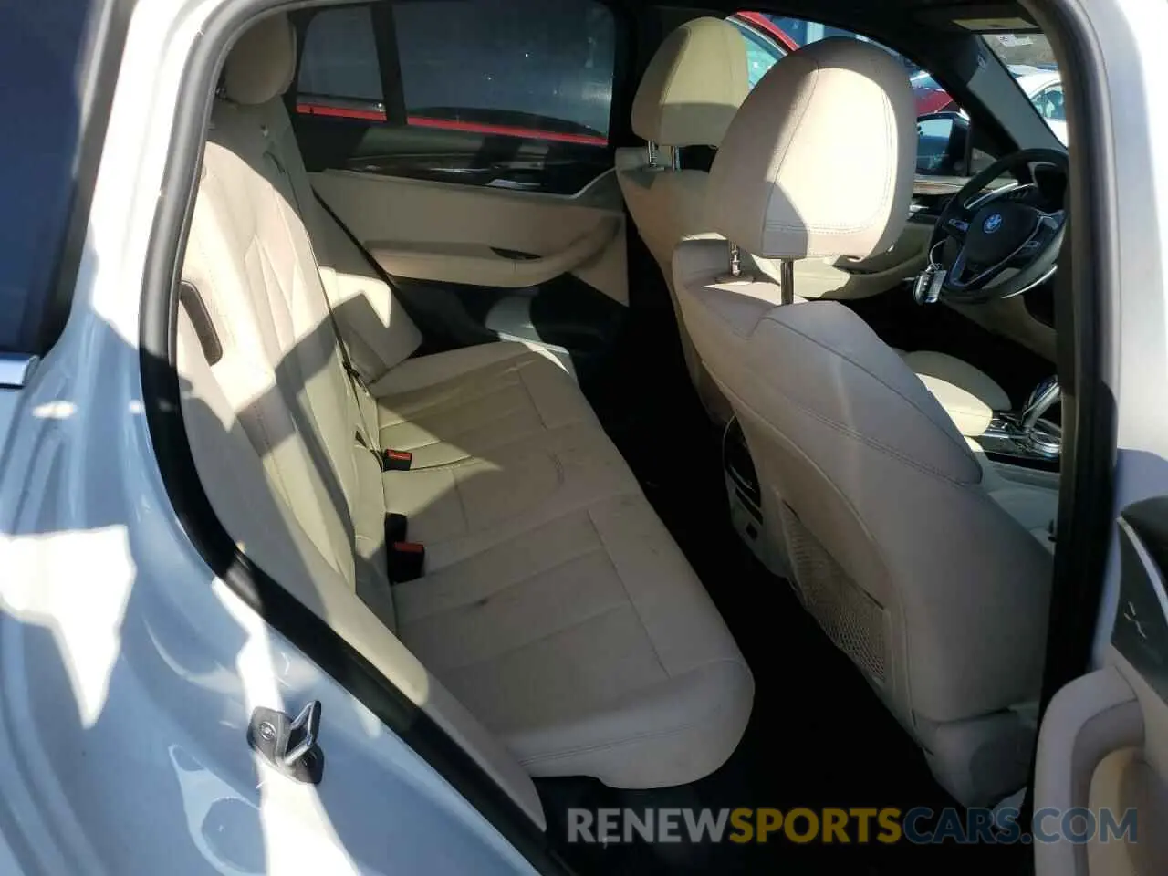 10 fotografías del automóvil dañado 5UX2V1C08M9F44695 BMW X4 2021
