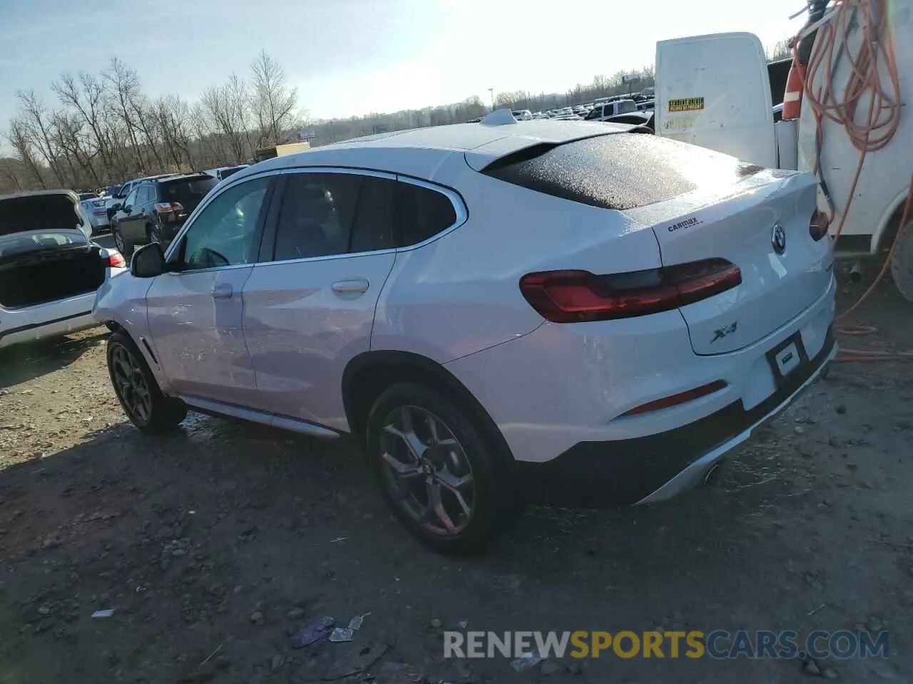 2 fotografías del automóvil dañado 5UX2V1C08M9F44695 BMW X4 2021