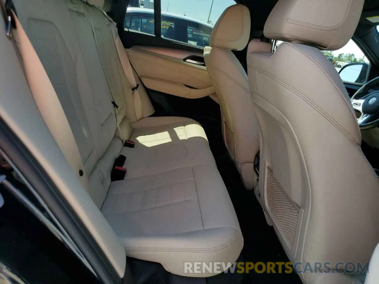 11 fotografías del automóvil dañado 5UX2V1C09M9G11692 BMW X4 2021