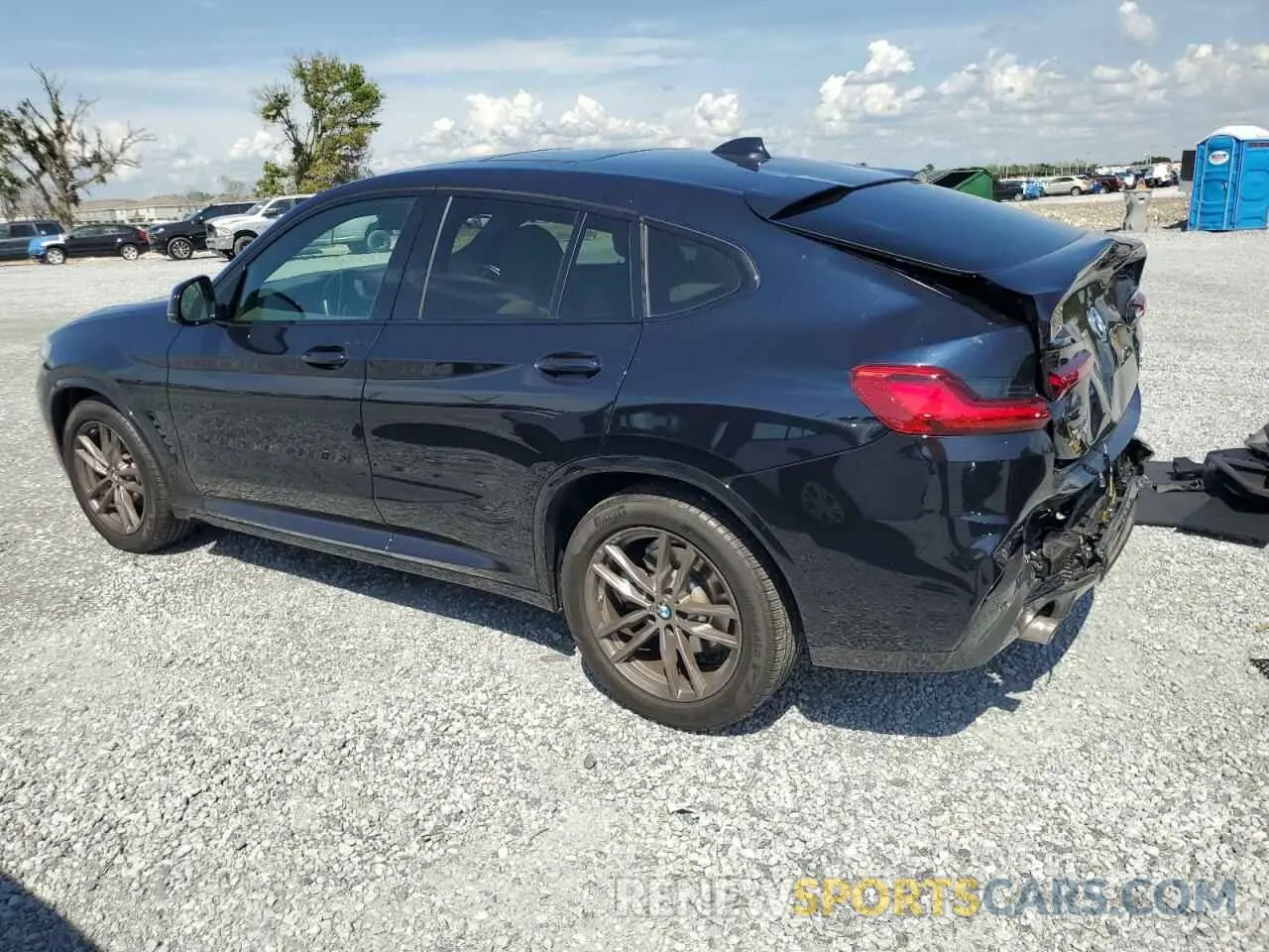 2 fotografías del automóvil dañado 5UX2V1C09M9G11692 BMW X4 2021