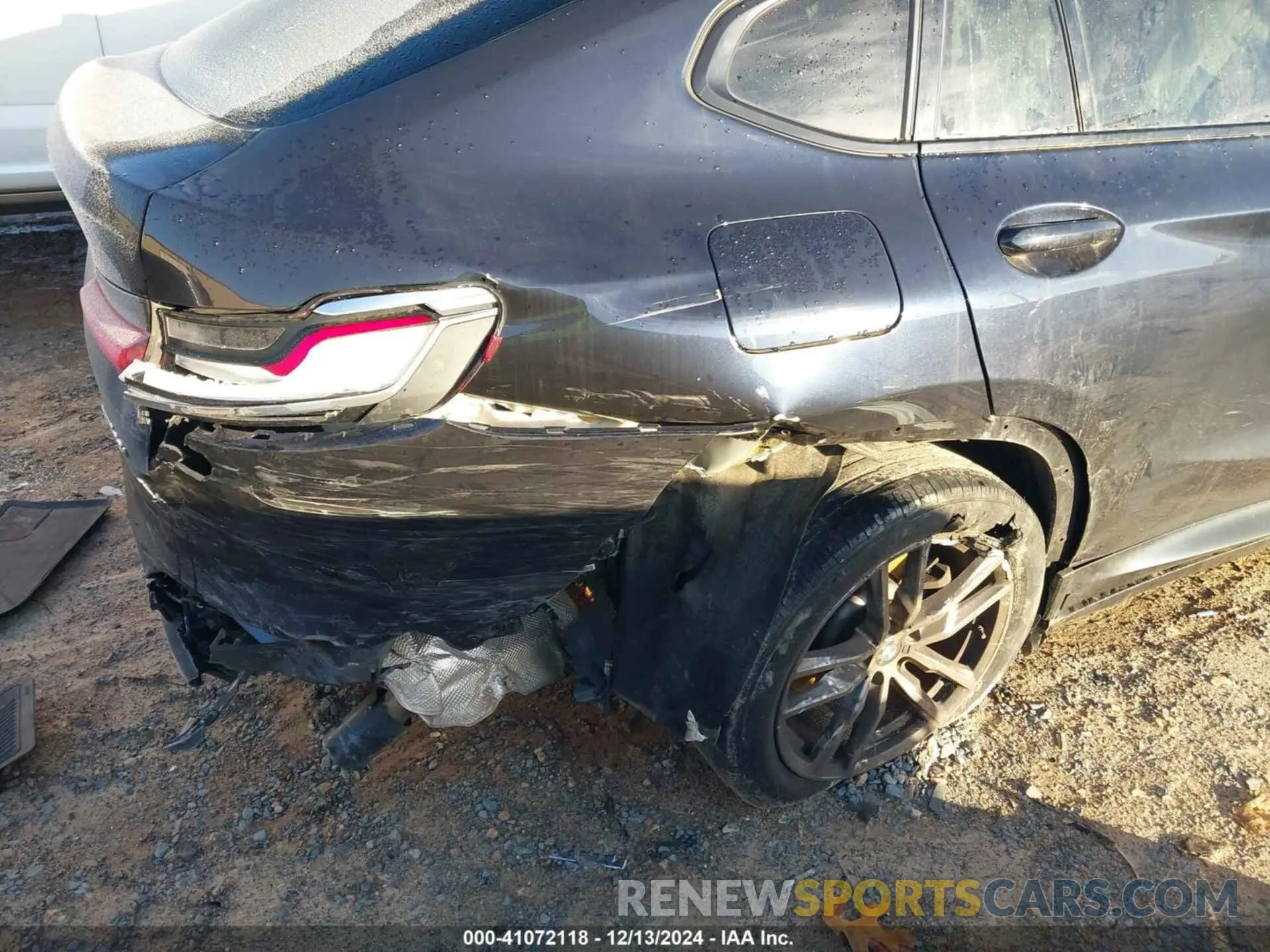 6 fotografías del automóvil dañado 5UX2V1C0XM9E92650 BMW X4 2021