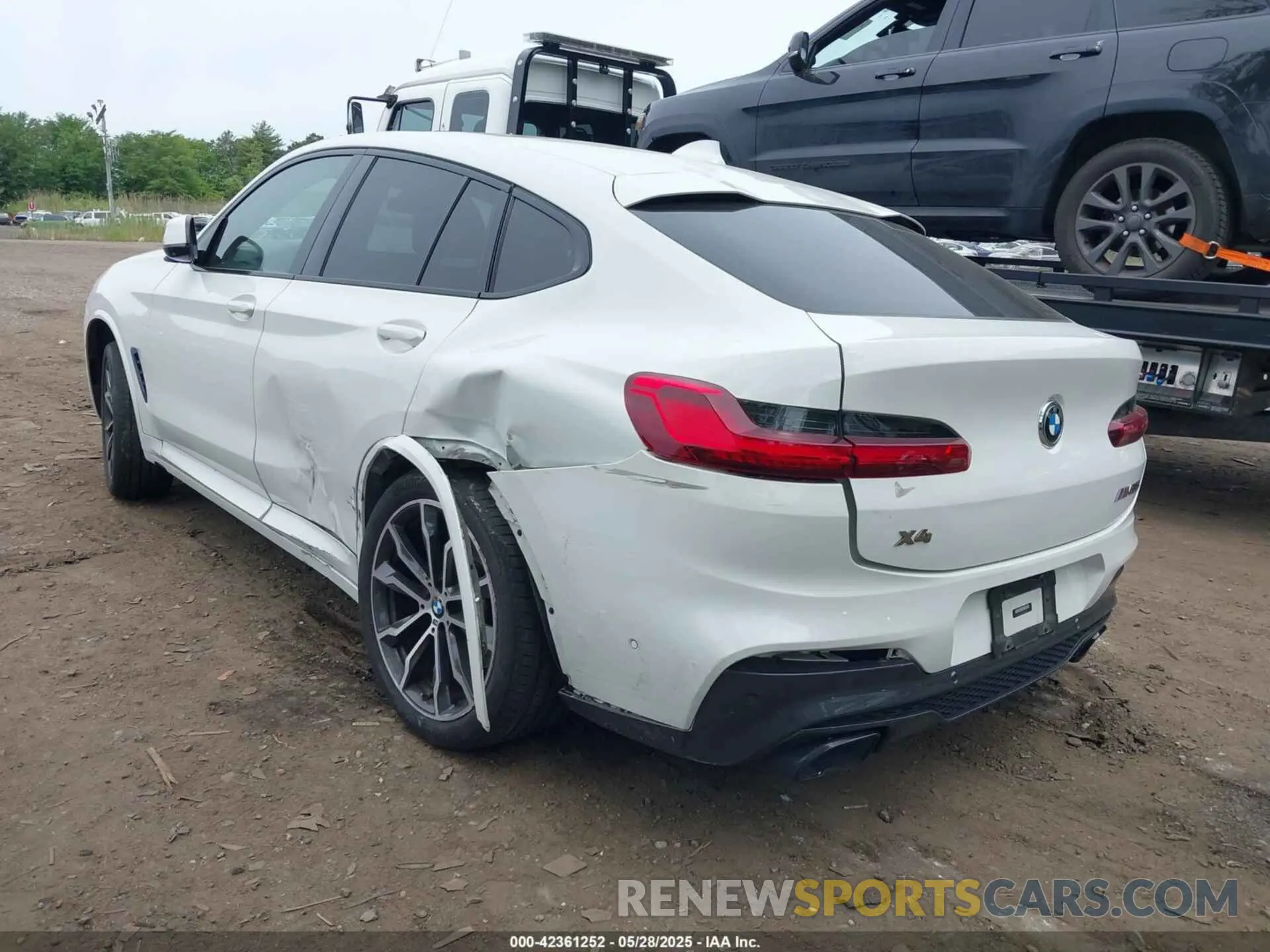 3 fotografías del automóvil dañado 5UX2V5C05M9H42920 BMW X4 2021